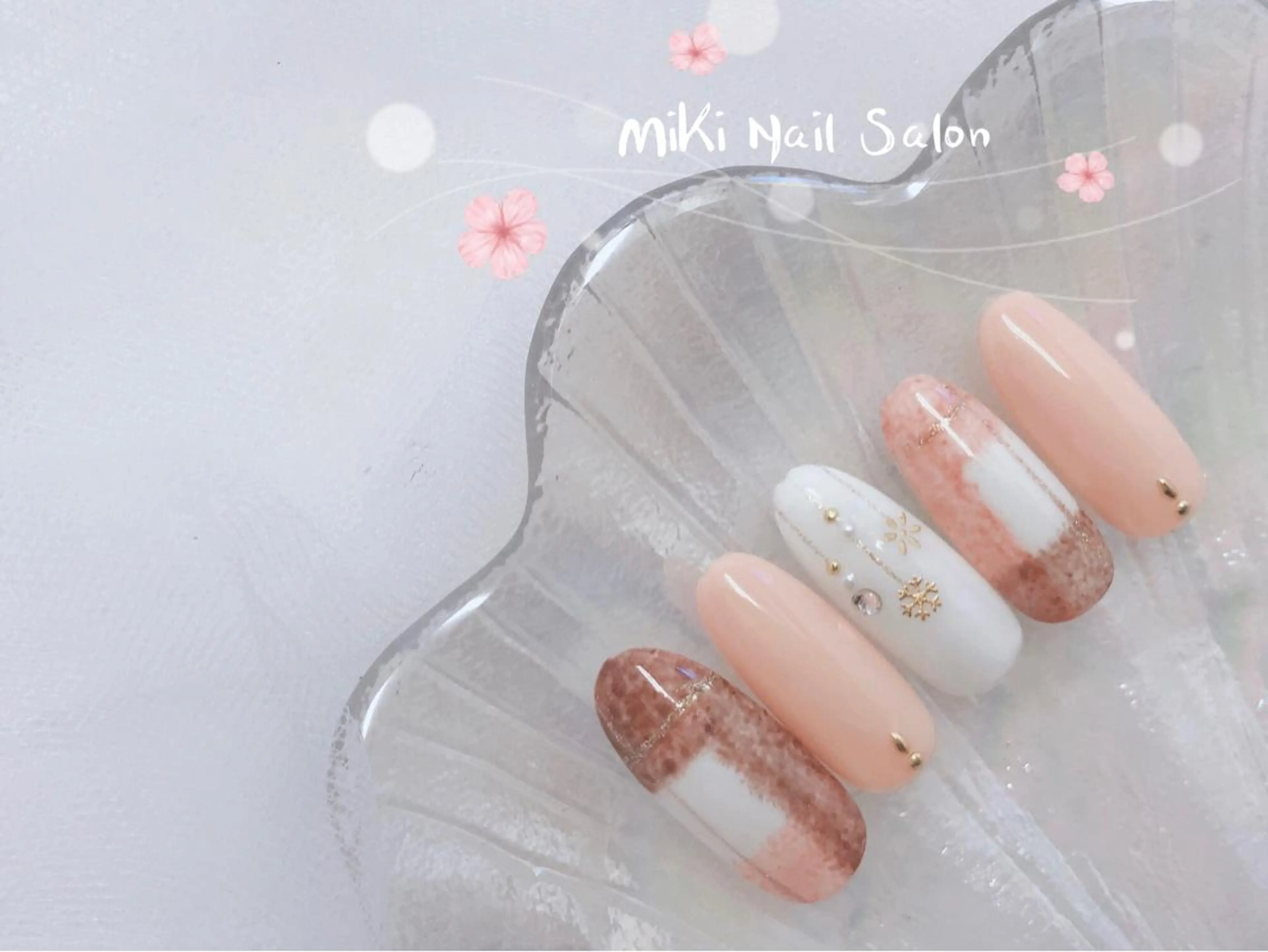 ネイル MiKi Nai池袋 長さだし得意のネイルデザイン