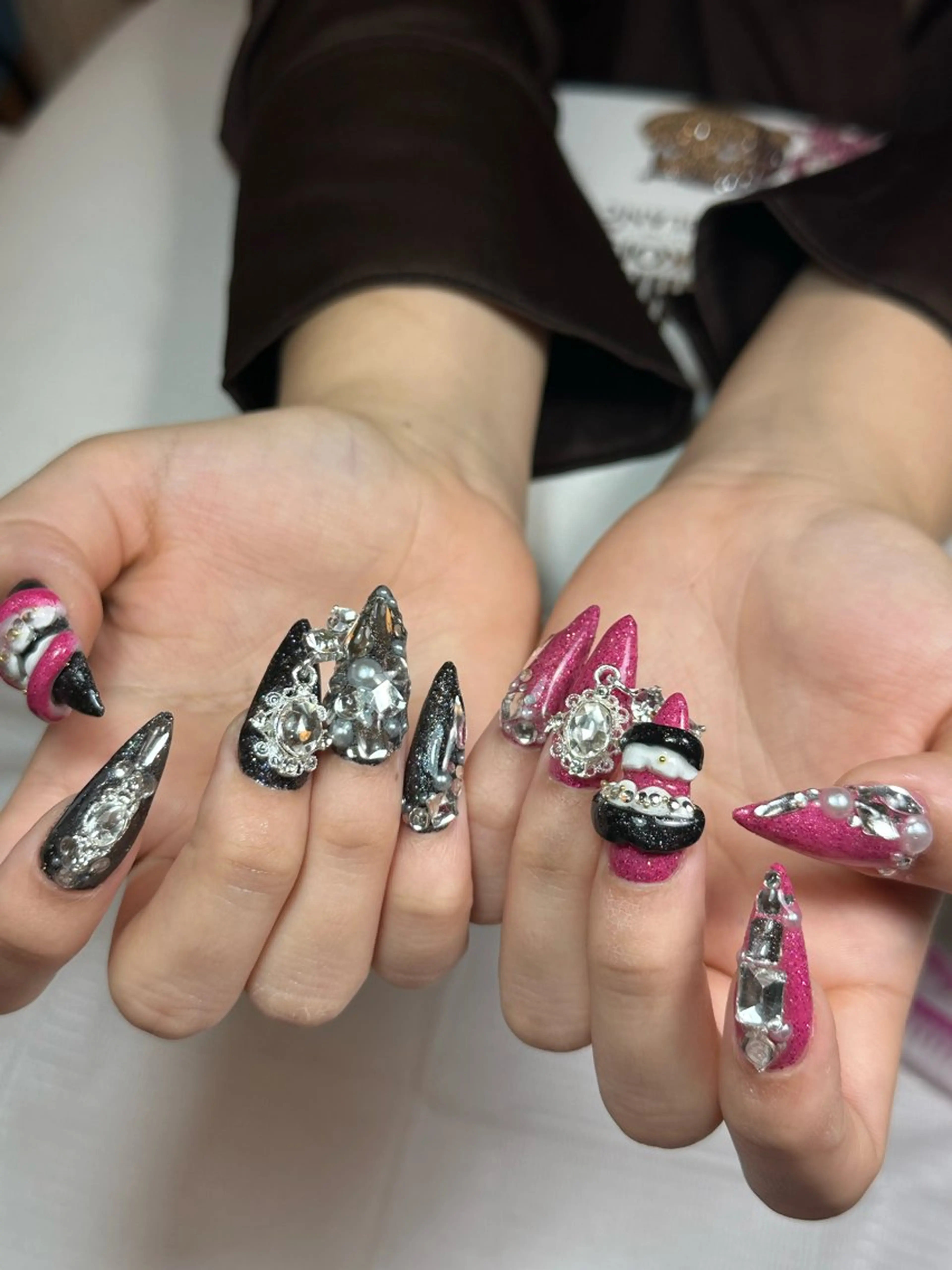 ネイル Isinha Nailsのネイルデザイン