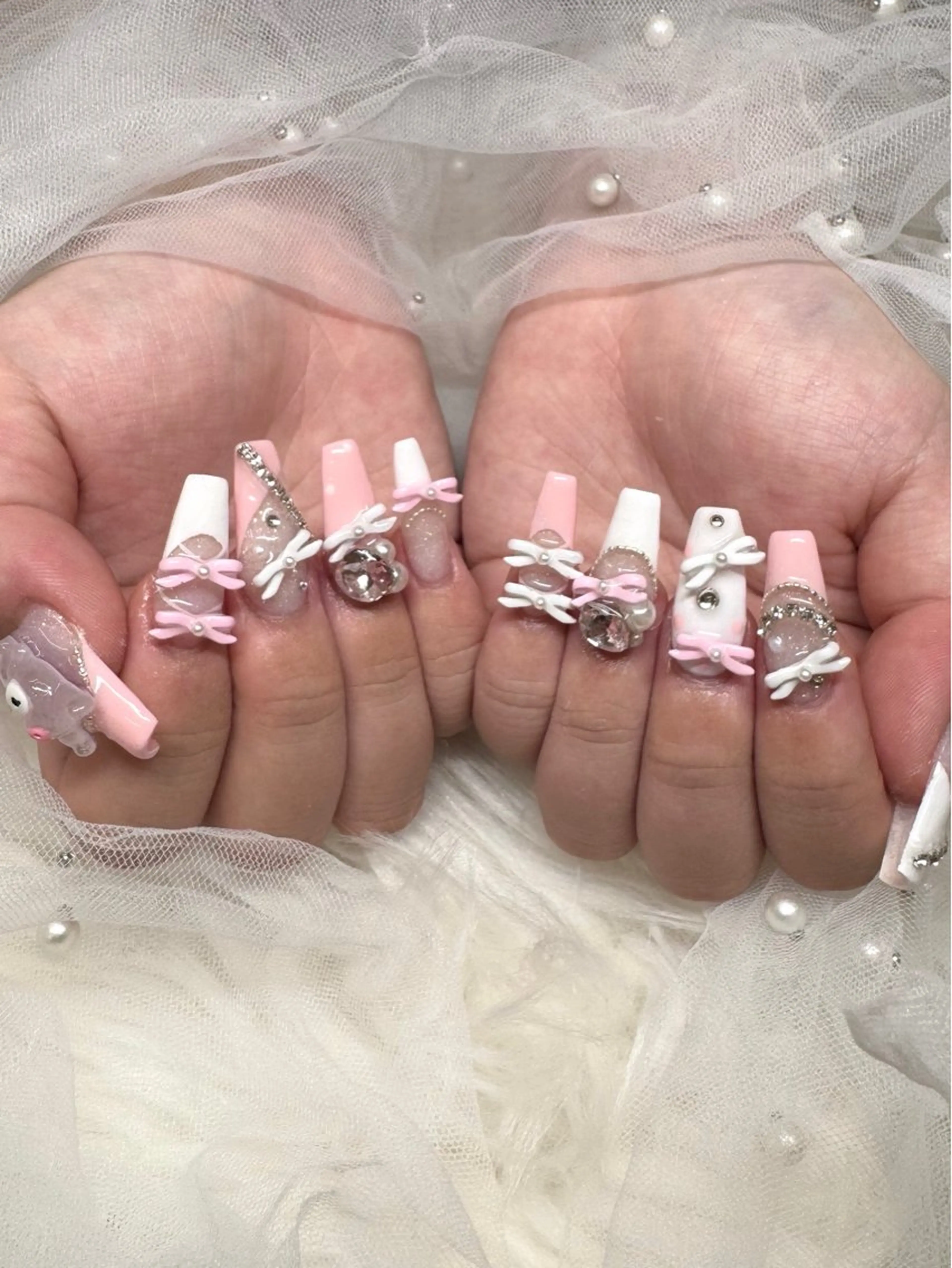 ネイル リボン ハンドネイル LUCAS 千葉 AOI💅🏾💕のネイルデザイン