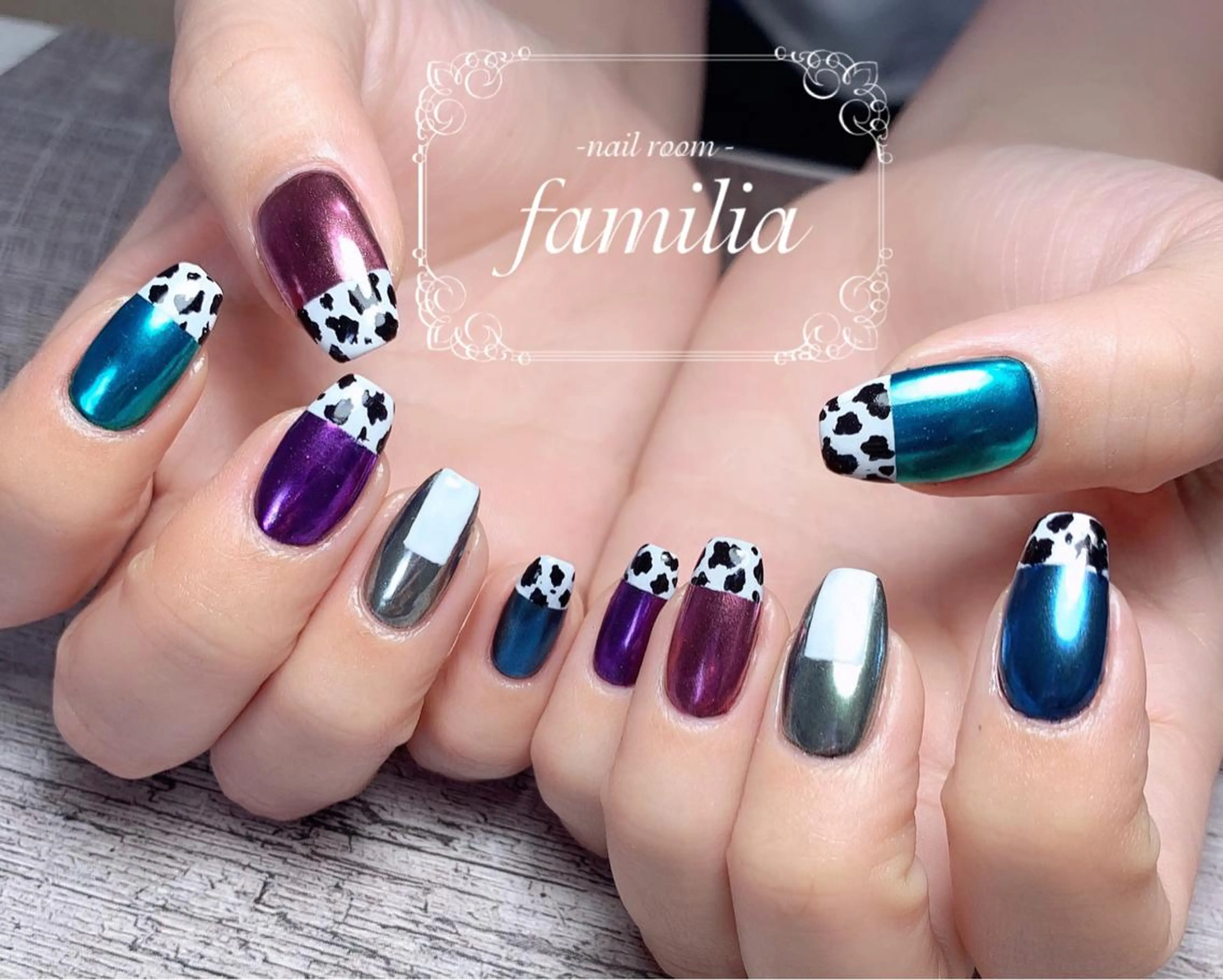 ネイル ハンドネイル -nailroom- familiaのネイルデザイン