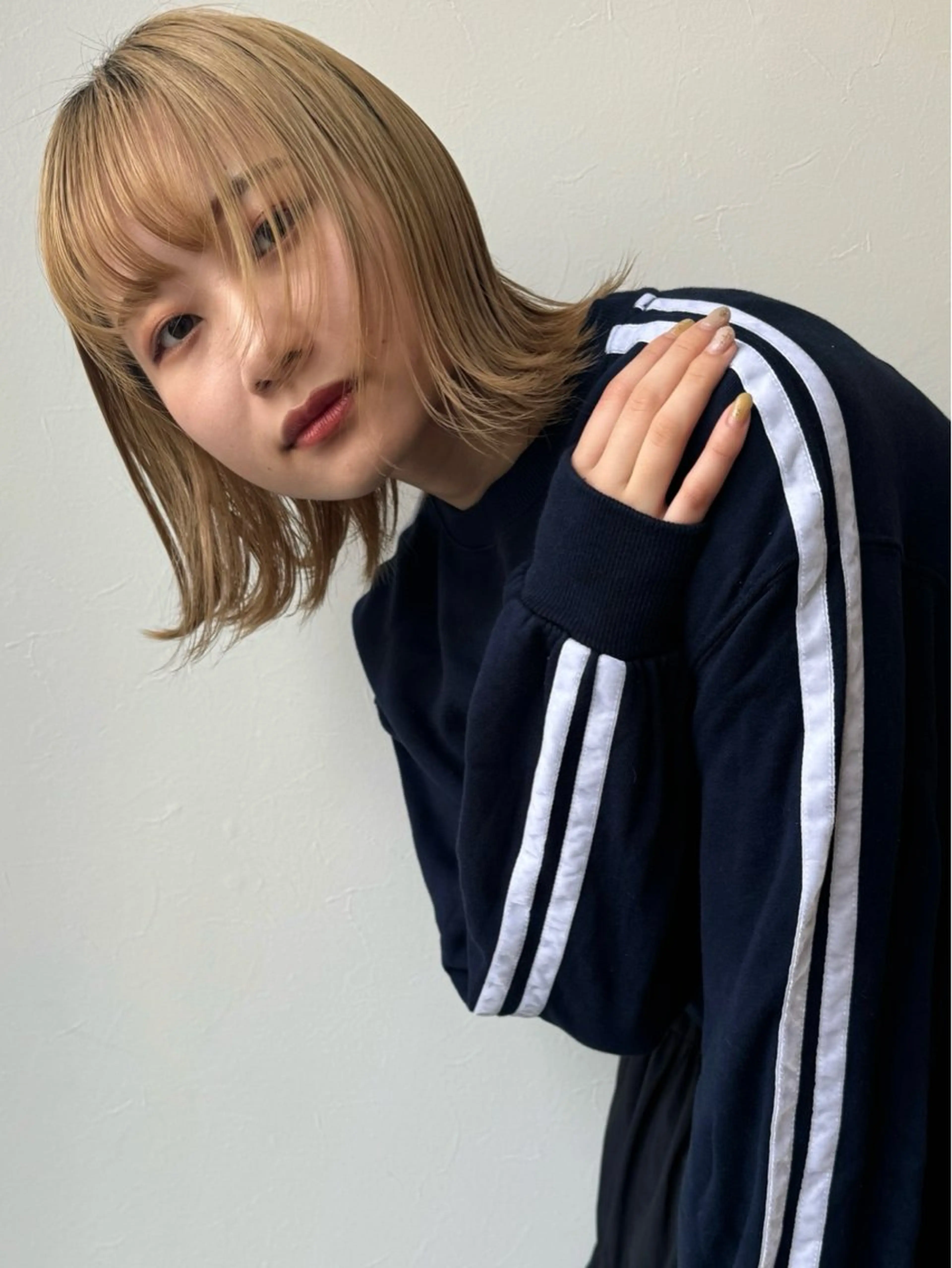 ミディアム 浅津 菜月のヘアスタイル