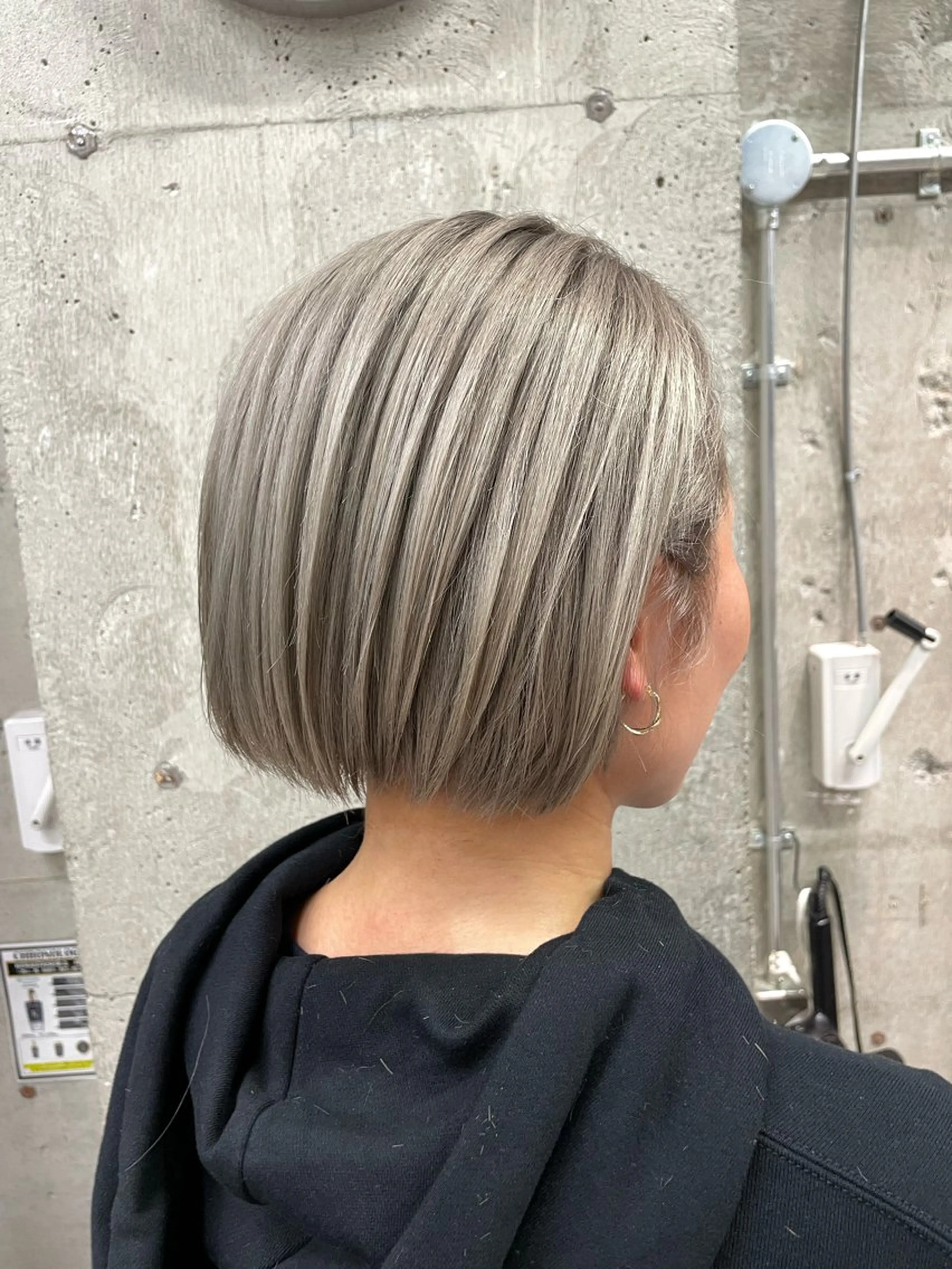 ショート 🫧ハイライトカラー 🫧 𝓜𝓘𝓤のヘアスタイル