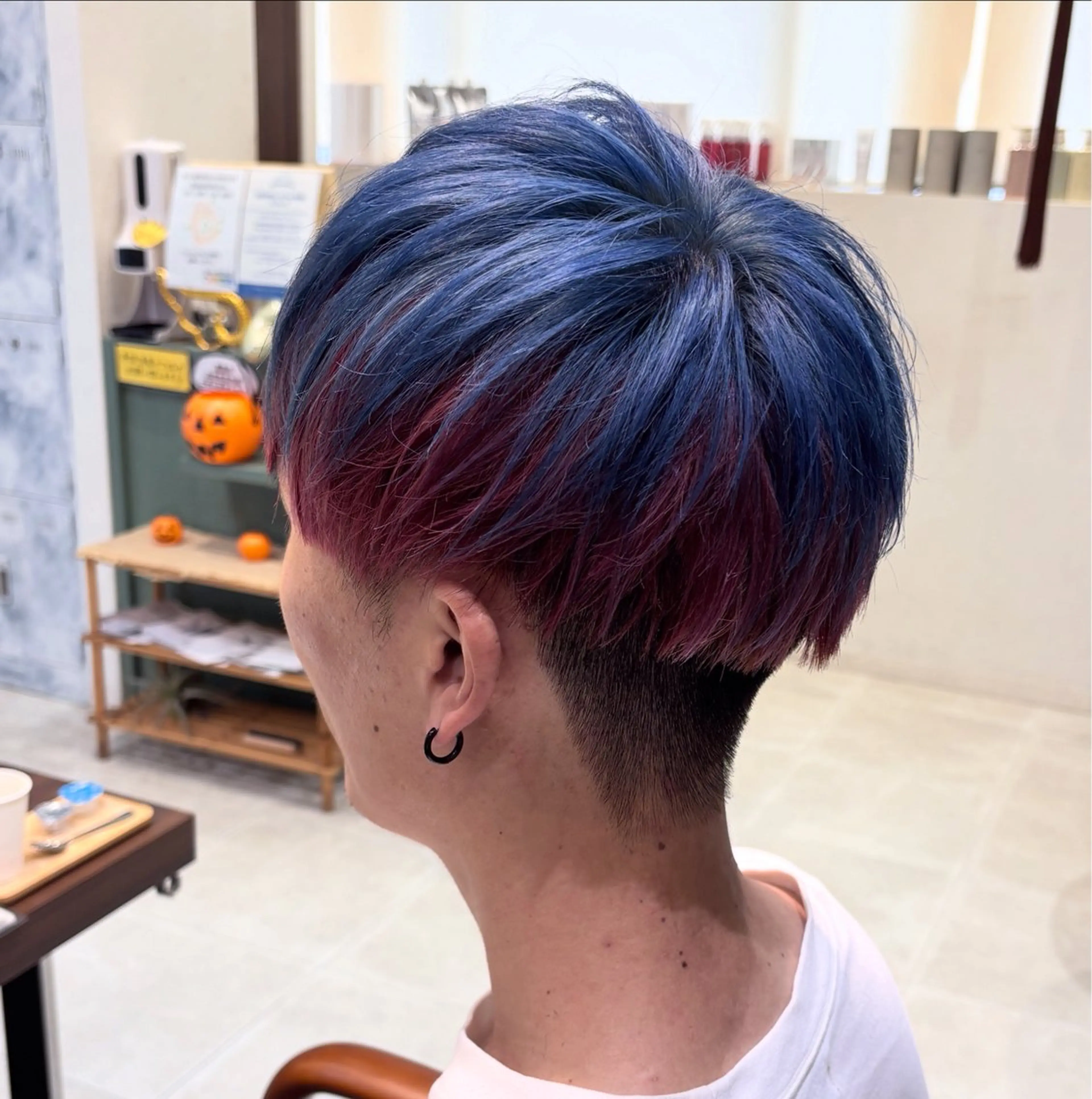 ショート カラー カット ヘアカラー トリートメント アニメ髪・ウルフ🦇 樋口莉夏のヘアスタイル