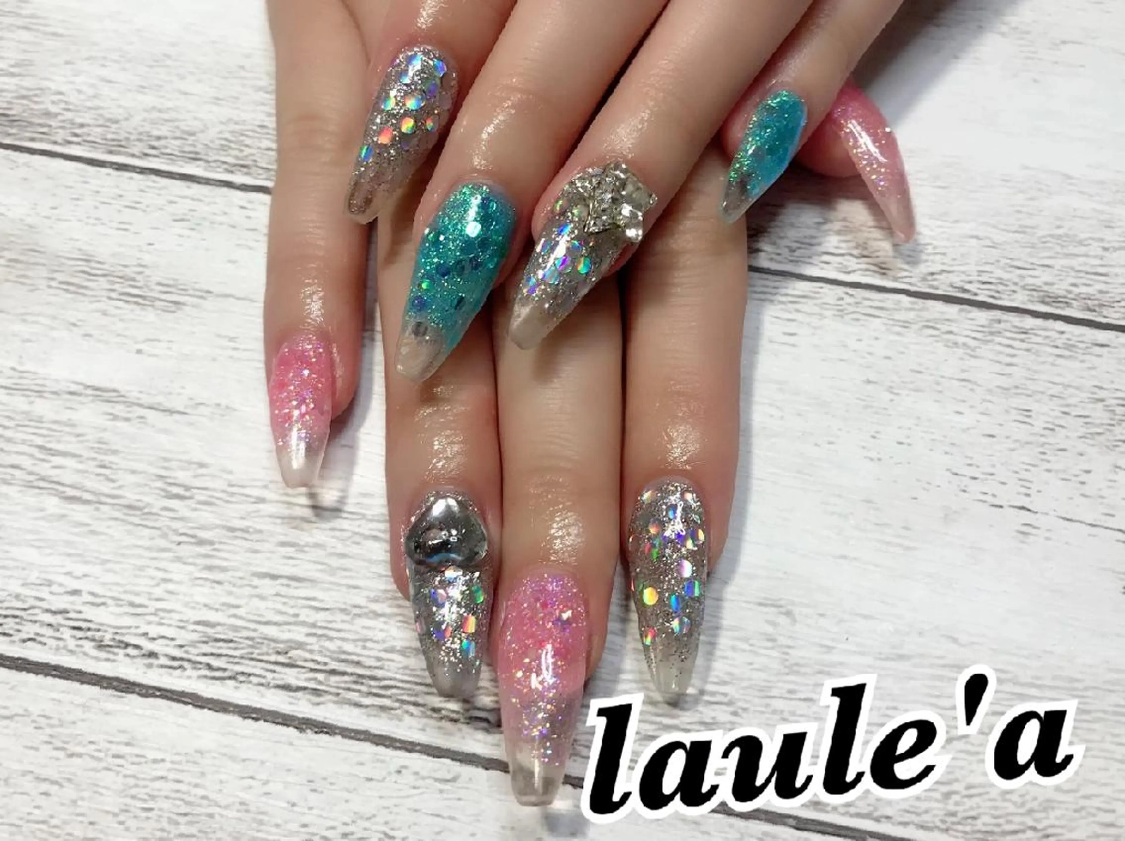 ネイル ハンドネイル Rグループ felizのネイルデザイン