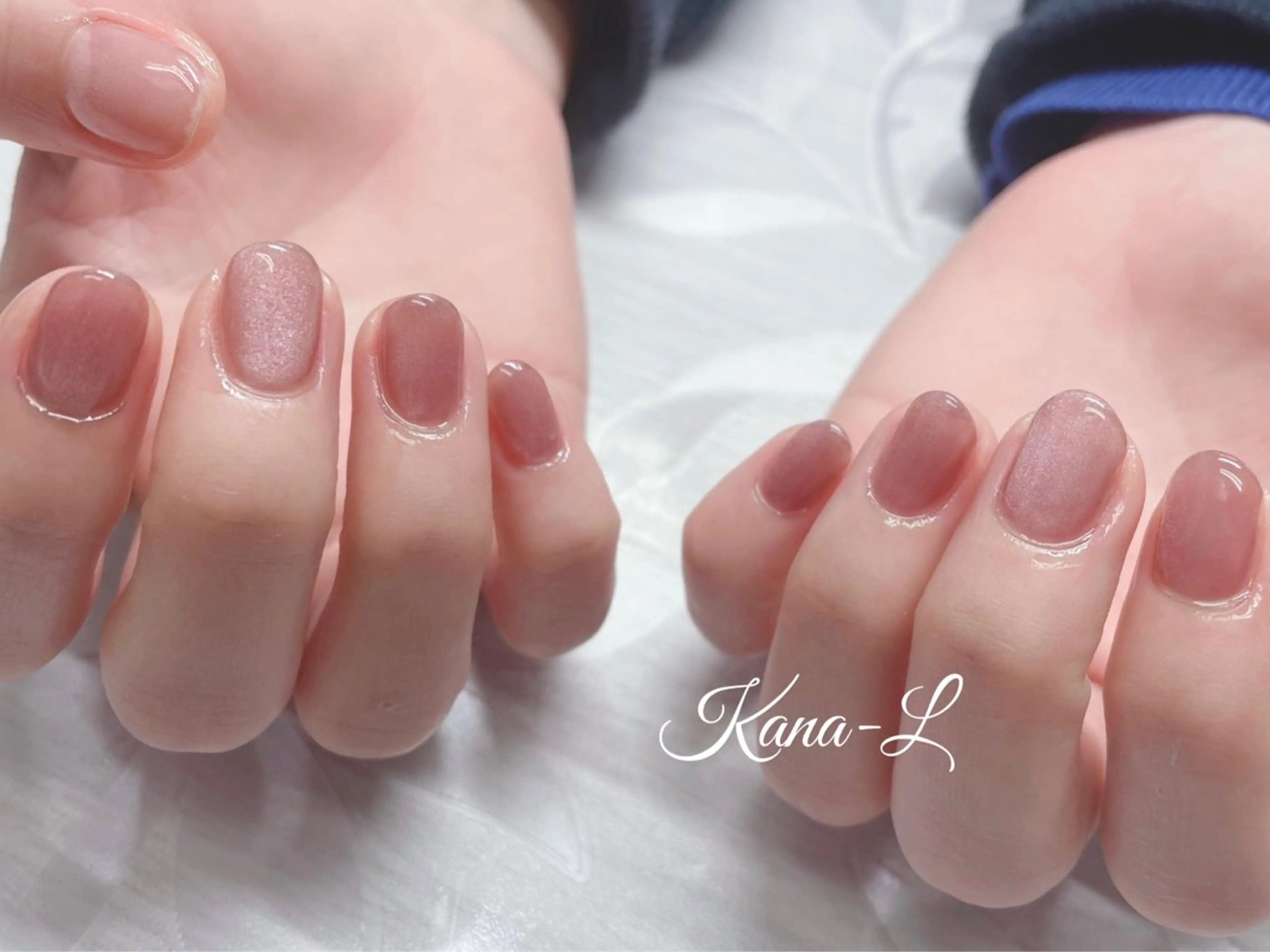 ネイル ジェルネイル キラキラネイル マグネットネイル パラジェル 芦辺 香奈のネイルデザイン