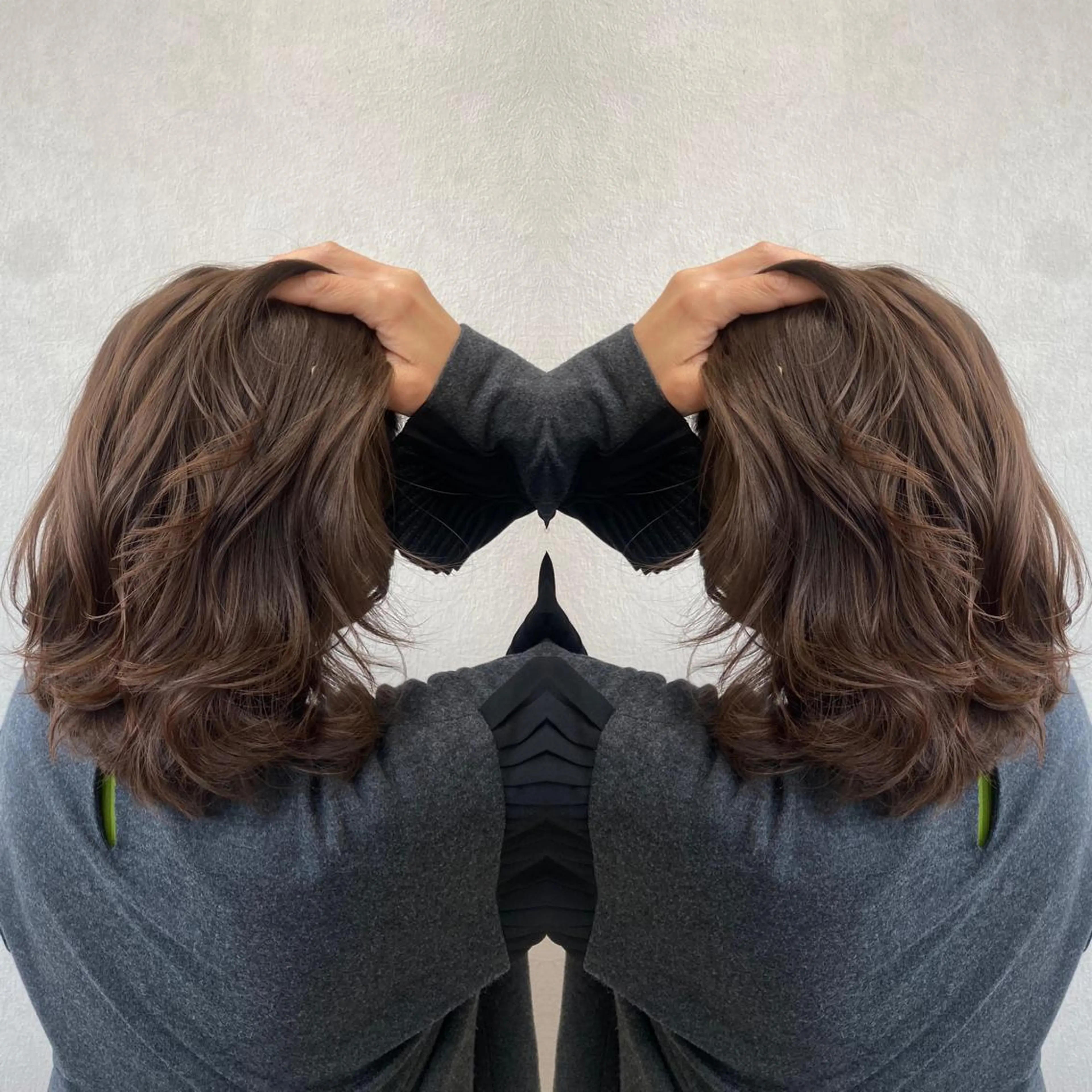セミロング カラー tocca 💜石田愛結💜のヘアスタイル