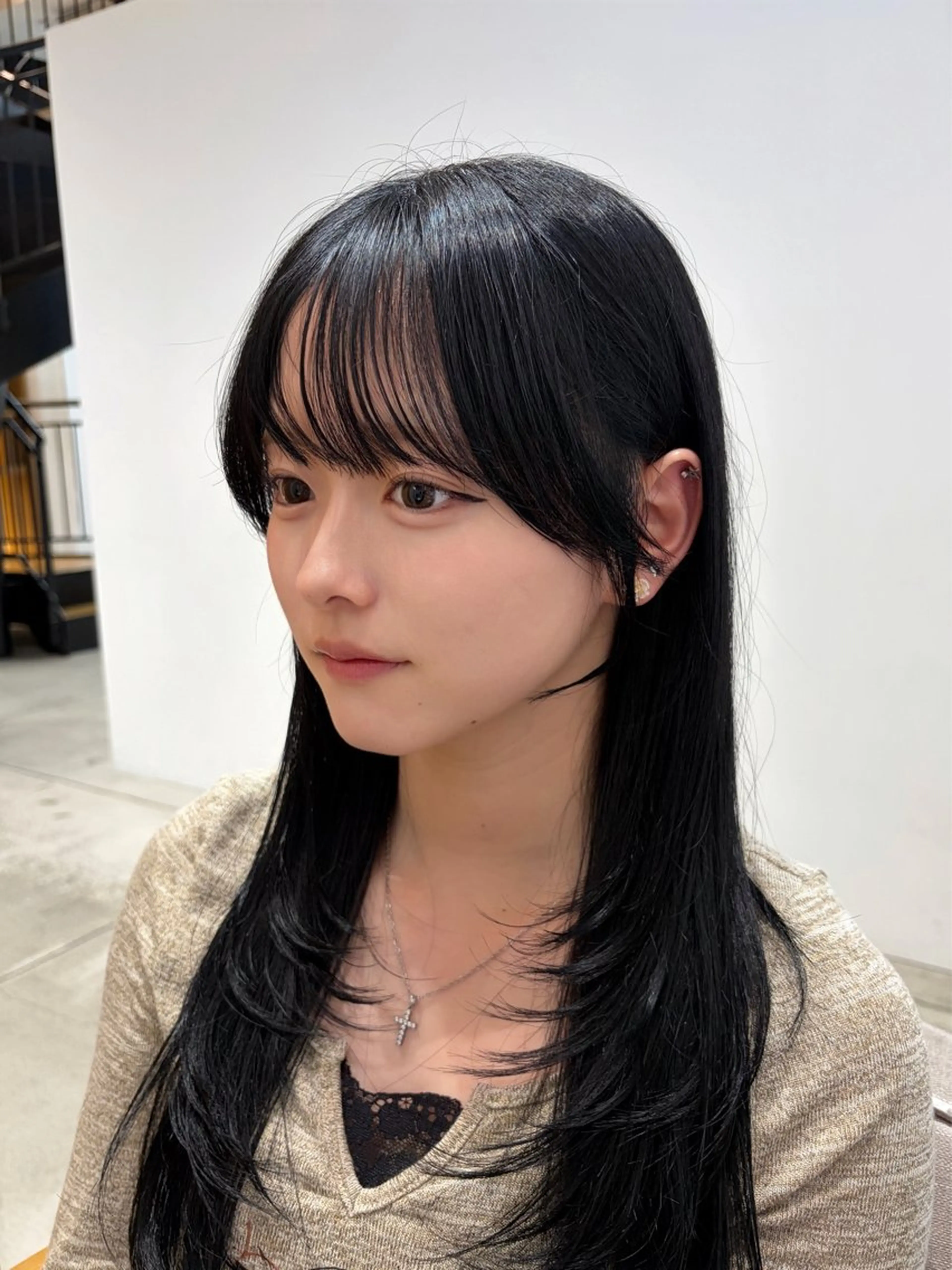 ロング カラー パーマ ヘアアレンジ ベージュカラー 透明感カラー 韓国風ヘア レイヤーカット カット ヘアカラー トリートメント 中顔面短縮カット🪽 レイヤー🥀コウヘイのヘアスタイル