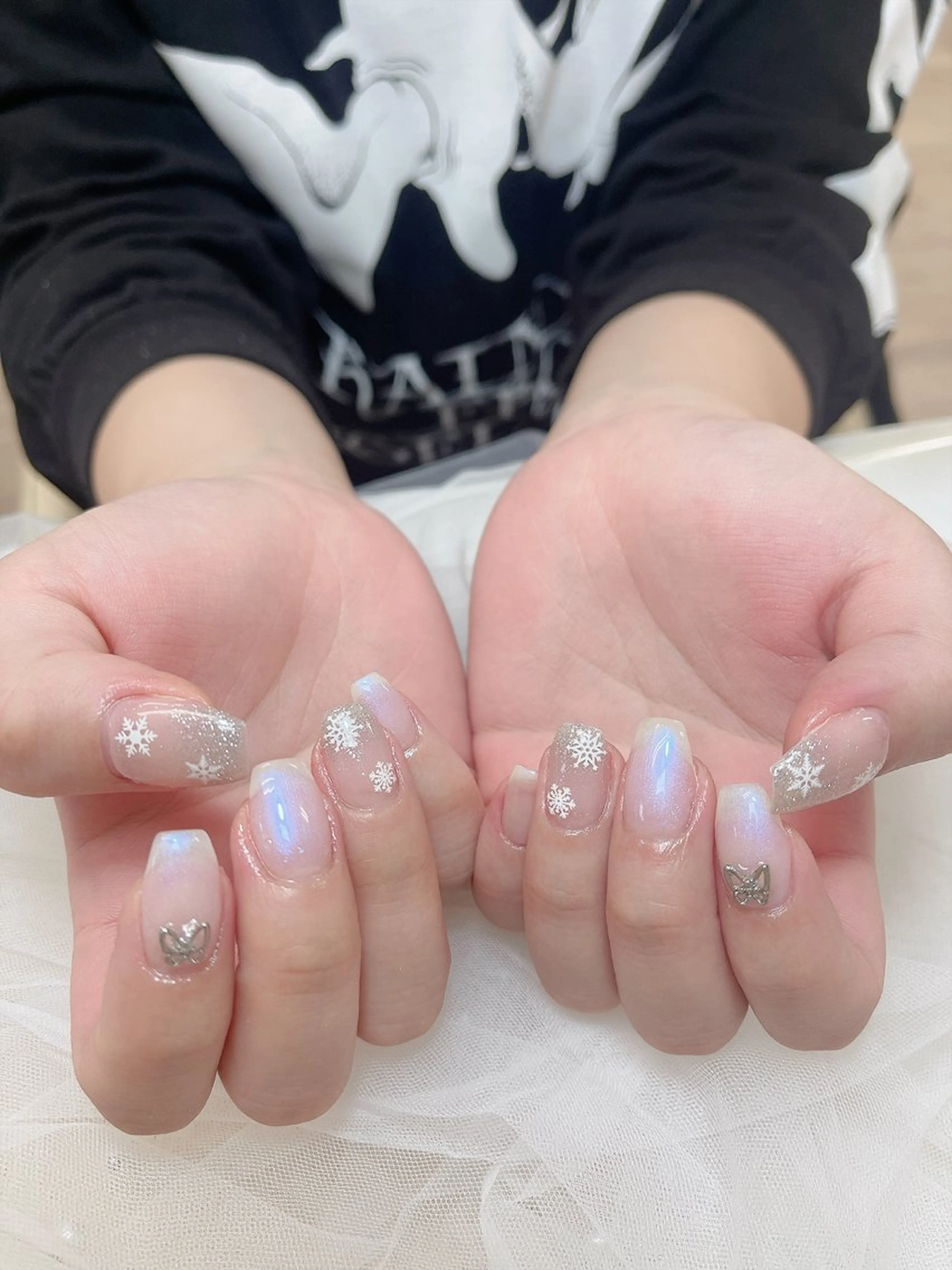 ネイル チークネイル フレンチネイル グラデーション 氷ネイル・うるうるネイル キラキラネイル ハンドネイル DUO   MI nail salonのネイルデザイン