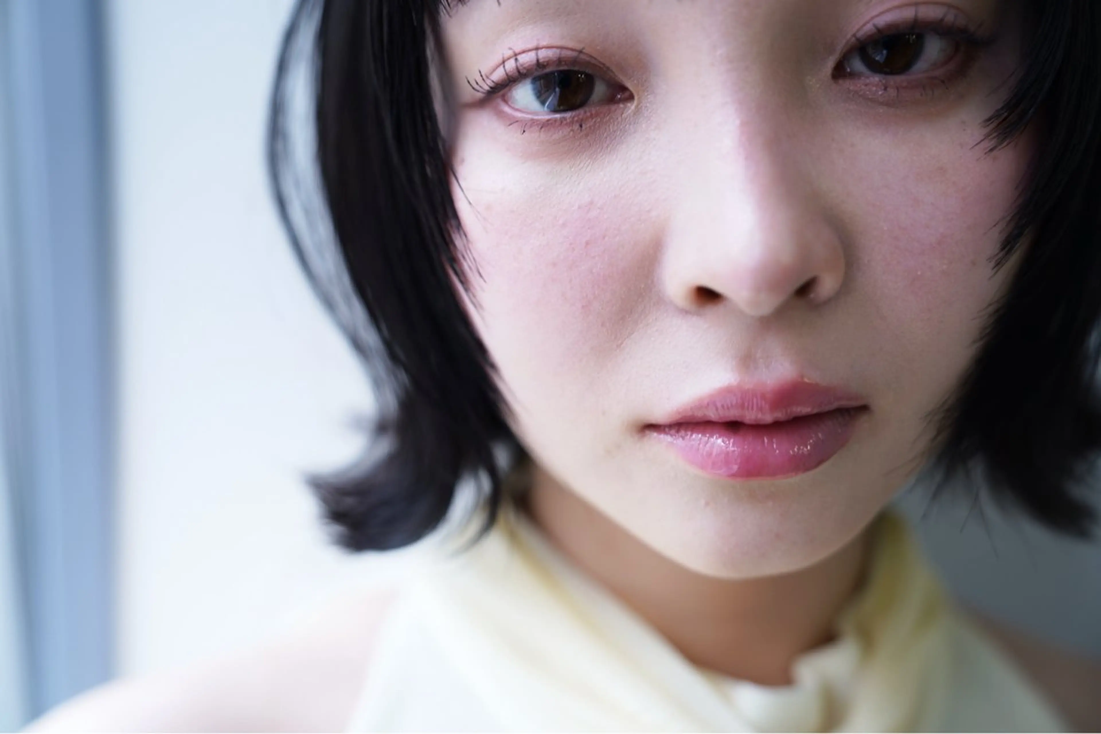ショート 神戸/karina /レイヤー/透明感のヘアスタイル