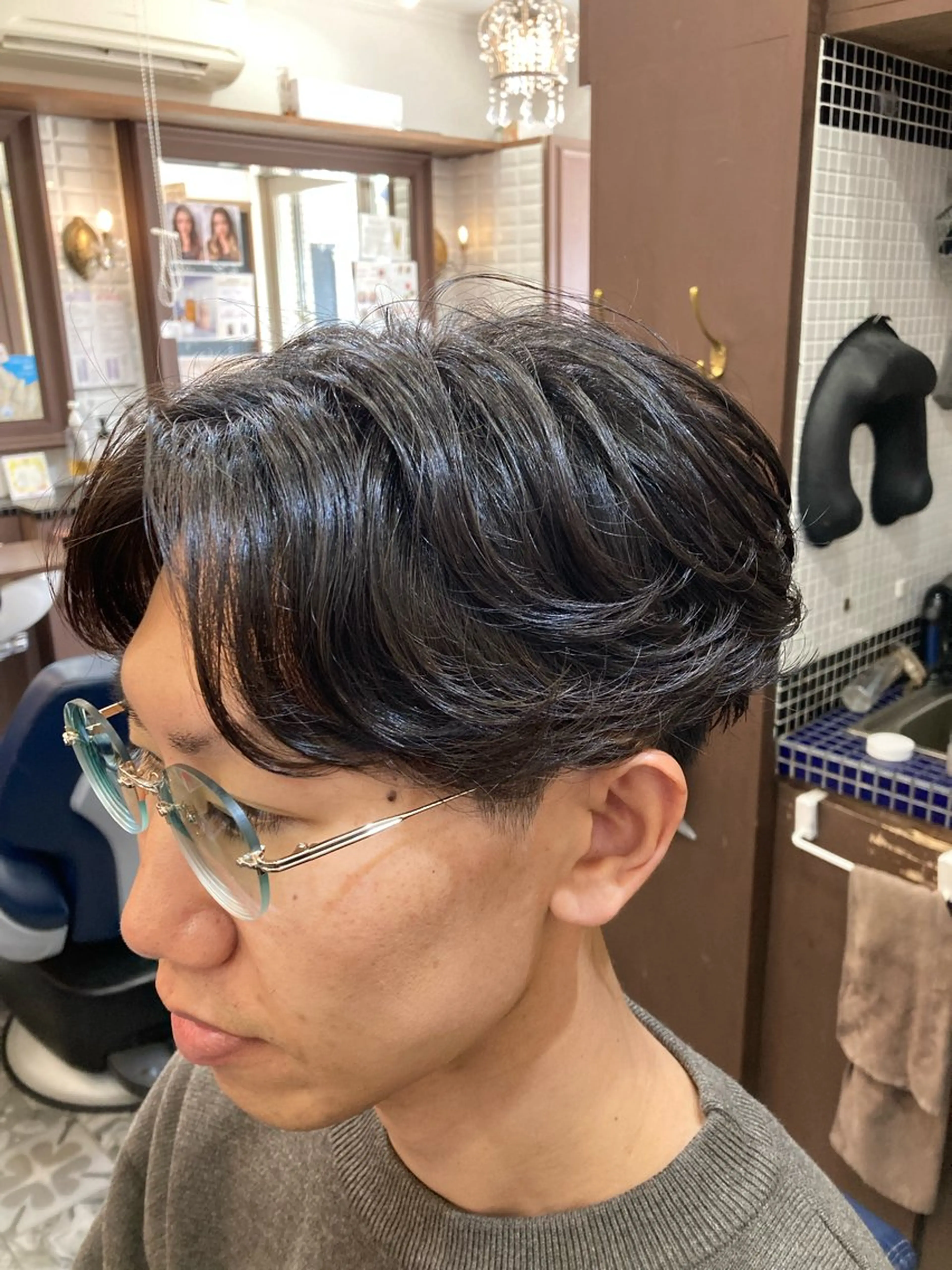 ショート パーマ メンズ フェザーパーマ メンズ韓国風 メンズメッシュ メンズパーマ ツーブロック ルピナス中田店長 山口大地のヘアスタイル