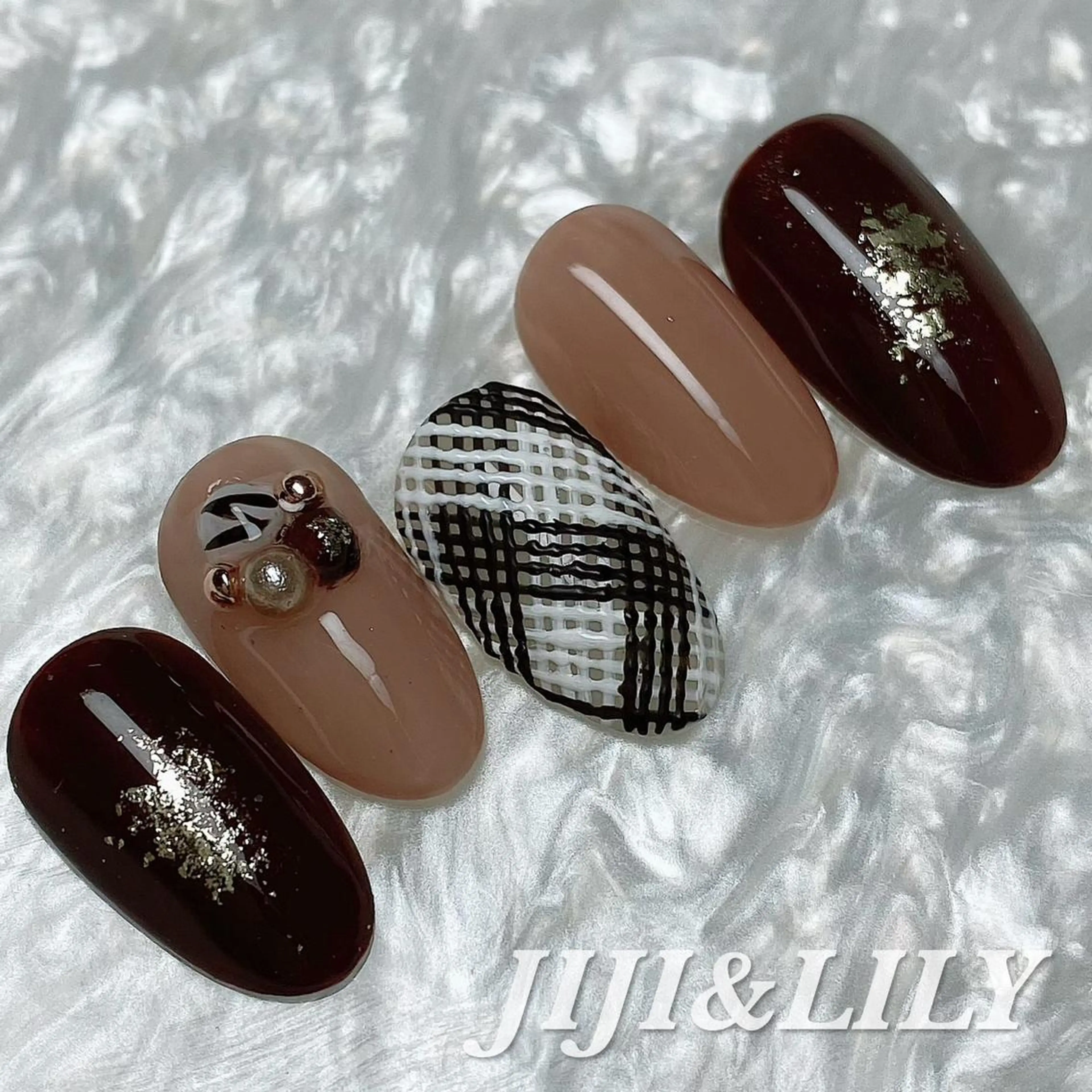 ネイル バレンタイン 豊田 圭子のネイルデザイン