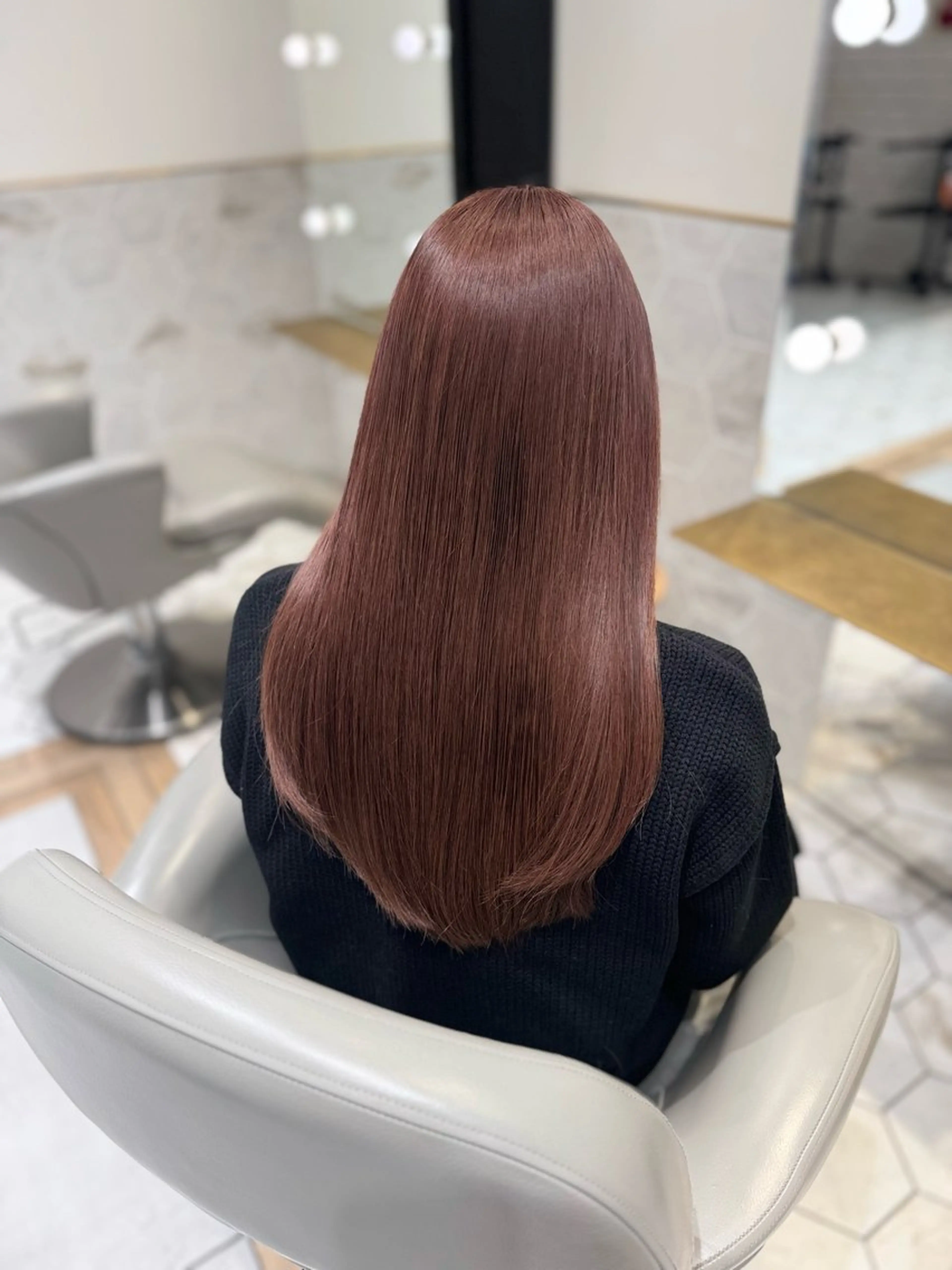 ロング カラー ベージュカラー ピンクカラー ピンクベージュ ヘアカラー costes 今井芽依のヘアスタイル