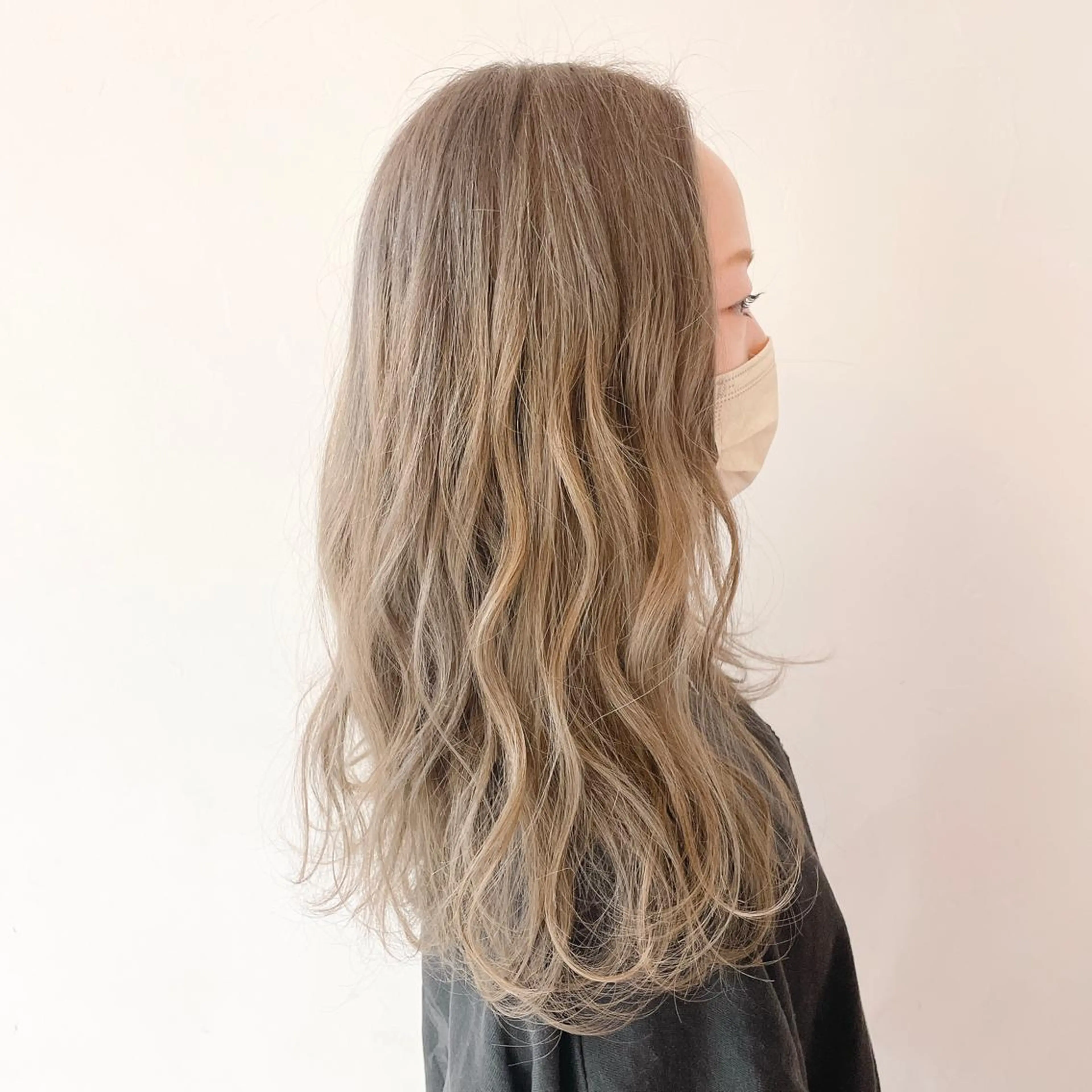 ロング カラー バレイヤージュ ベージュカラー ブリーチ ケアブリーチ ダブルカラー ヘアカラー トリートメント Lilith所属・デザインカラー 髪質改善Lilithのその他イメージ