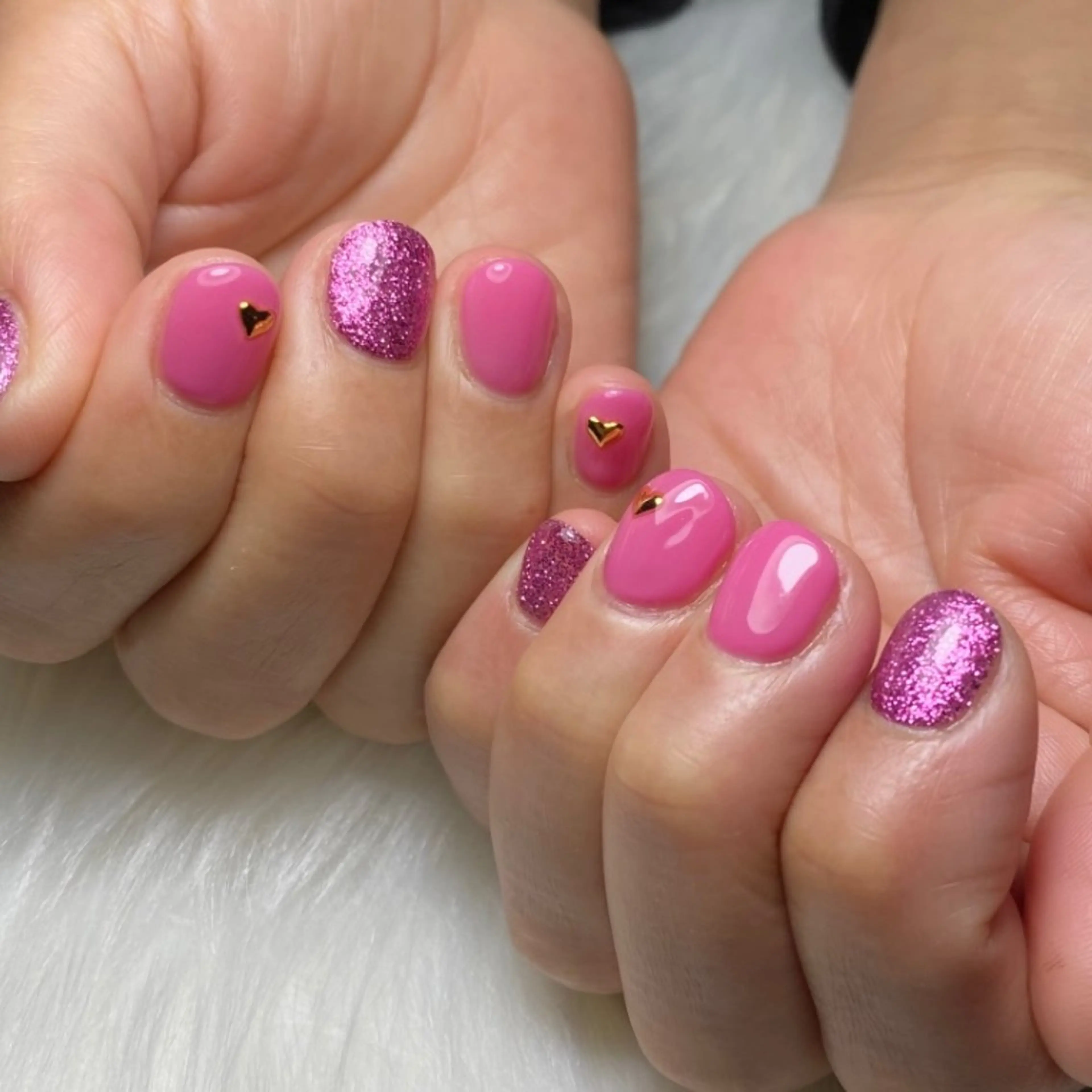 ネイル バレンタイン ネイル/耳つぼ /新ホワイトニングのネイルデザイン