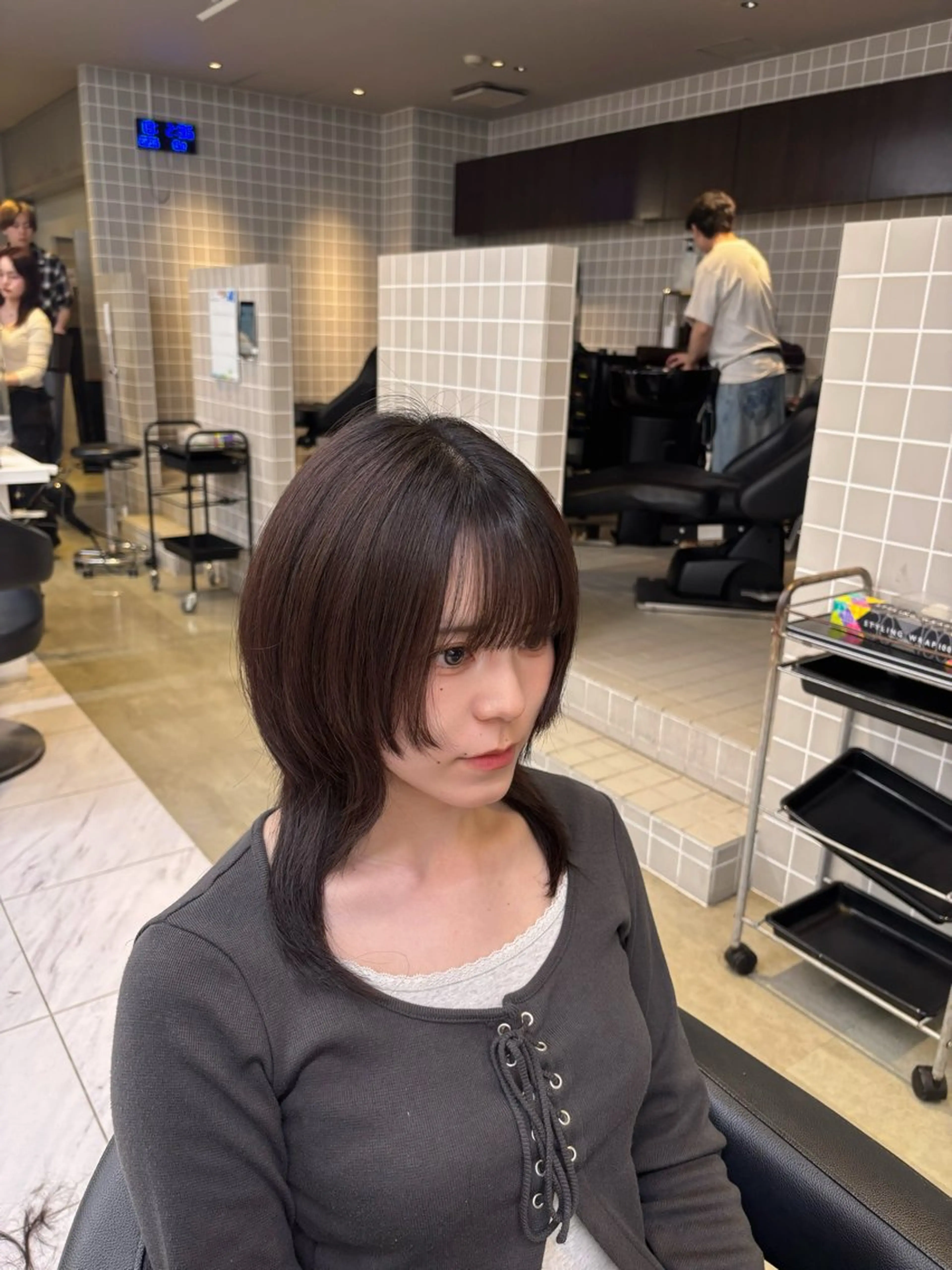 ミディアム カット トリートメント y2k✩︎⡱レイヤー ウルフ/オリーブ🍀のヘアスタイル