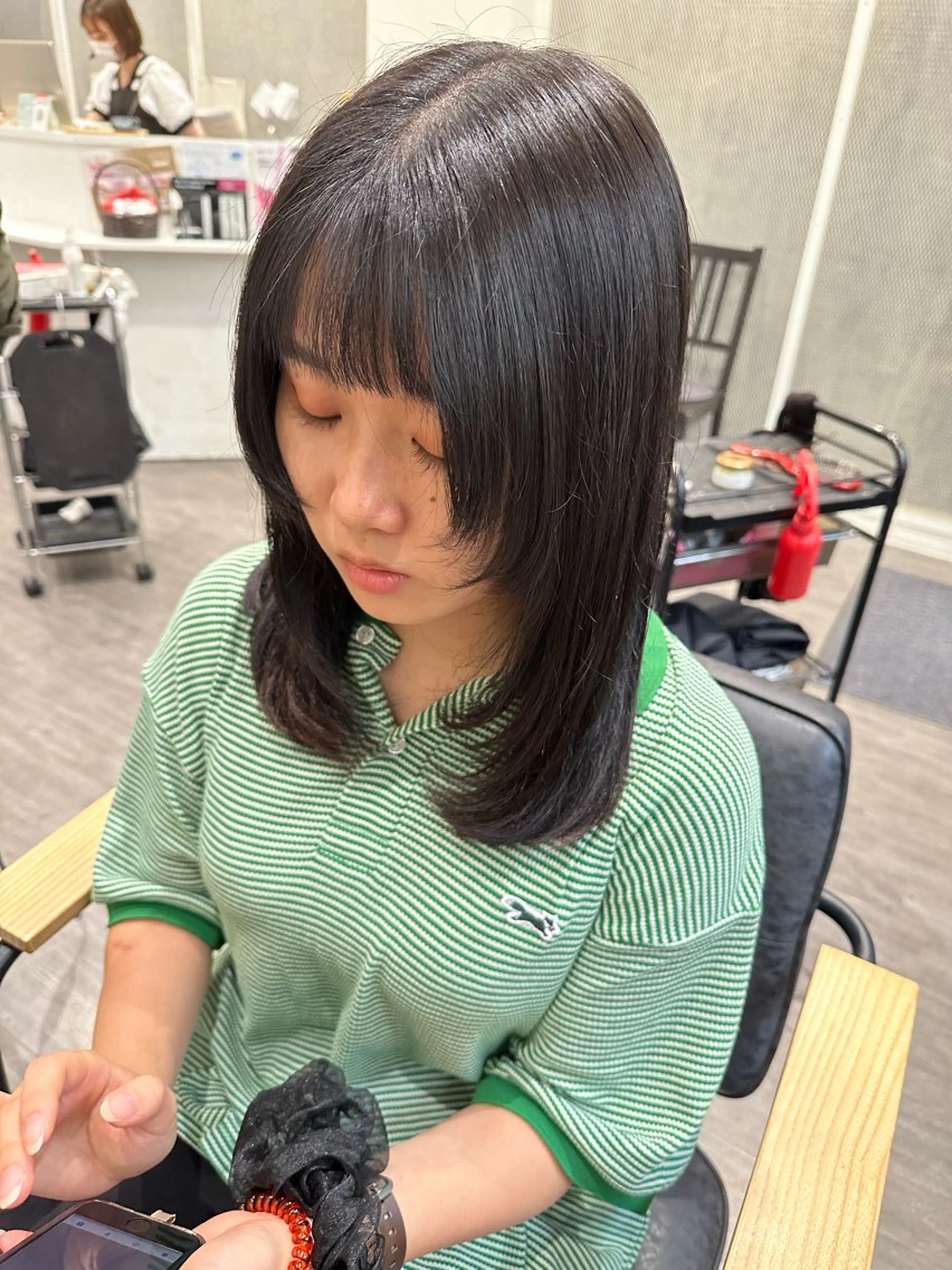 セミロング カラー 顔まわりレイヤー レイヤーカット カット ヘアカラー トリートメント 艶髪レイヤー上田 紗也🇰🇷💗のヘアスタイル