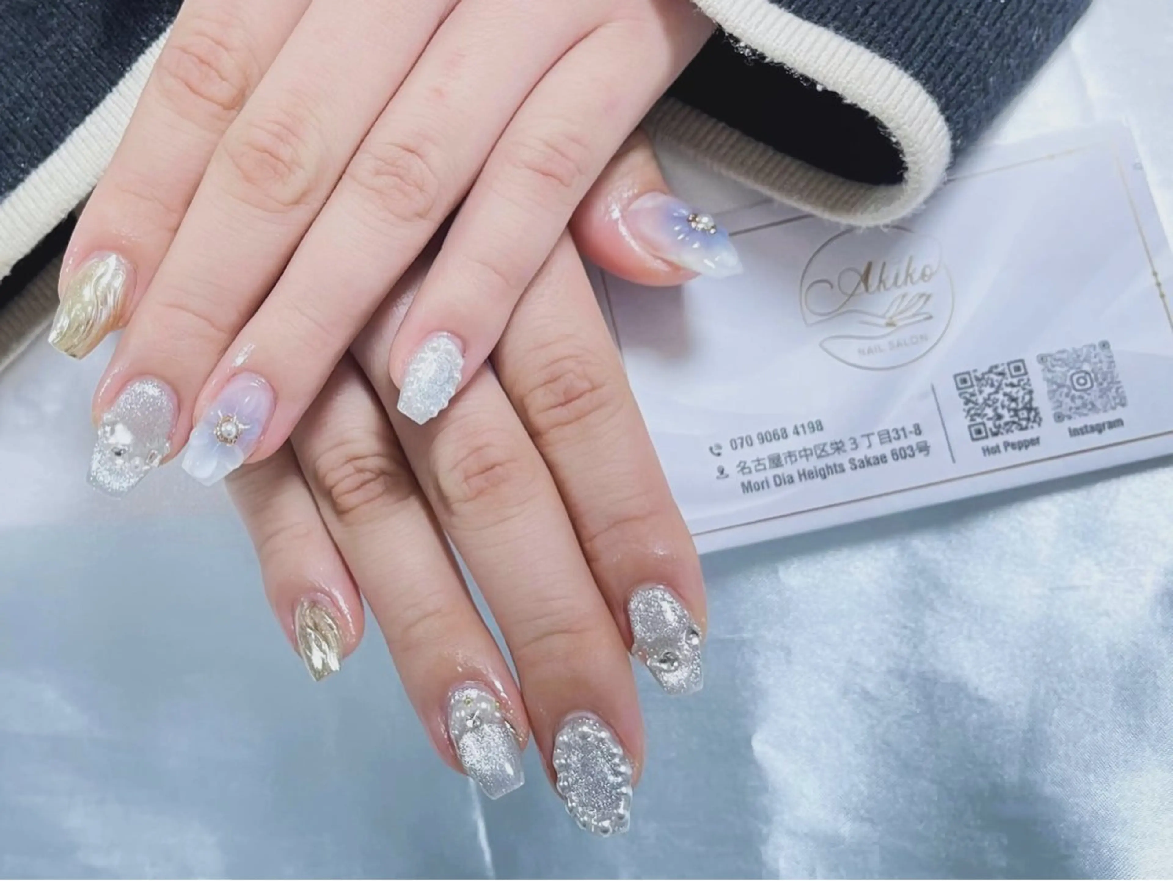 ネイル フットネイル ジェルネイル 韓国ネイル マグネットネイル 持ち込み ハンドネイル AKIKO ネイルサロンのネイルデザイン