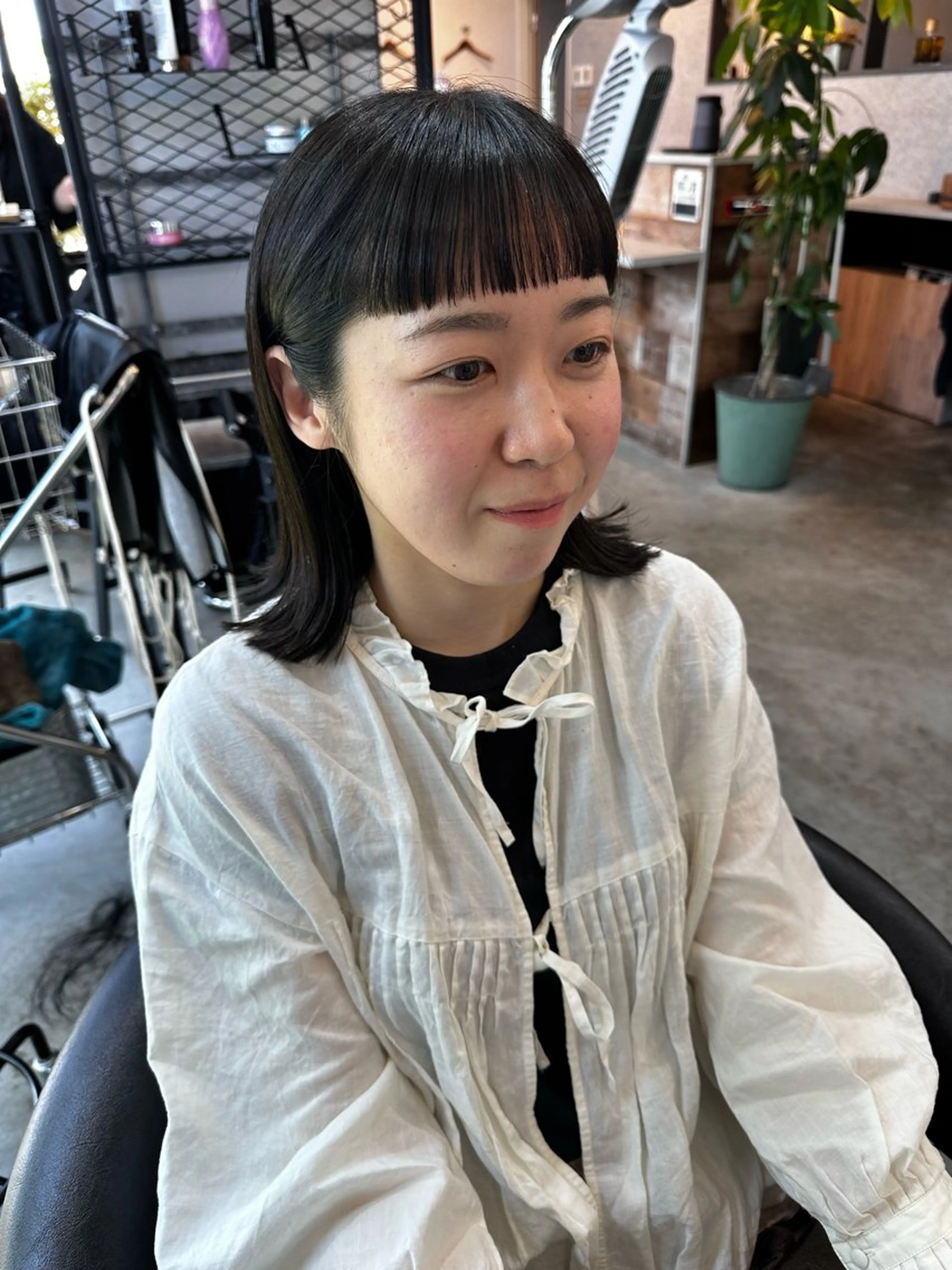 ミディアム オン眉 林 南美のヘアスタイル