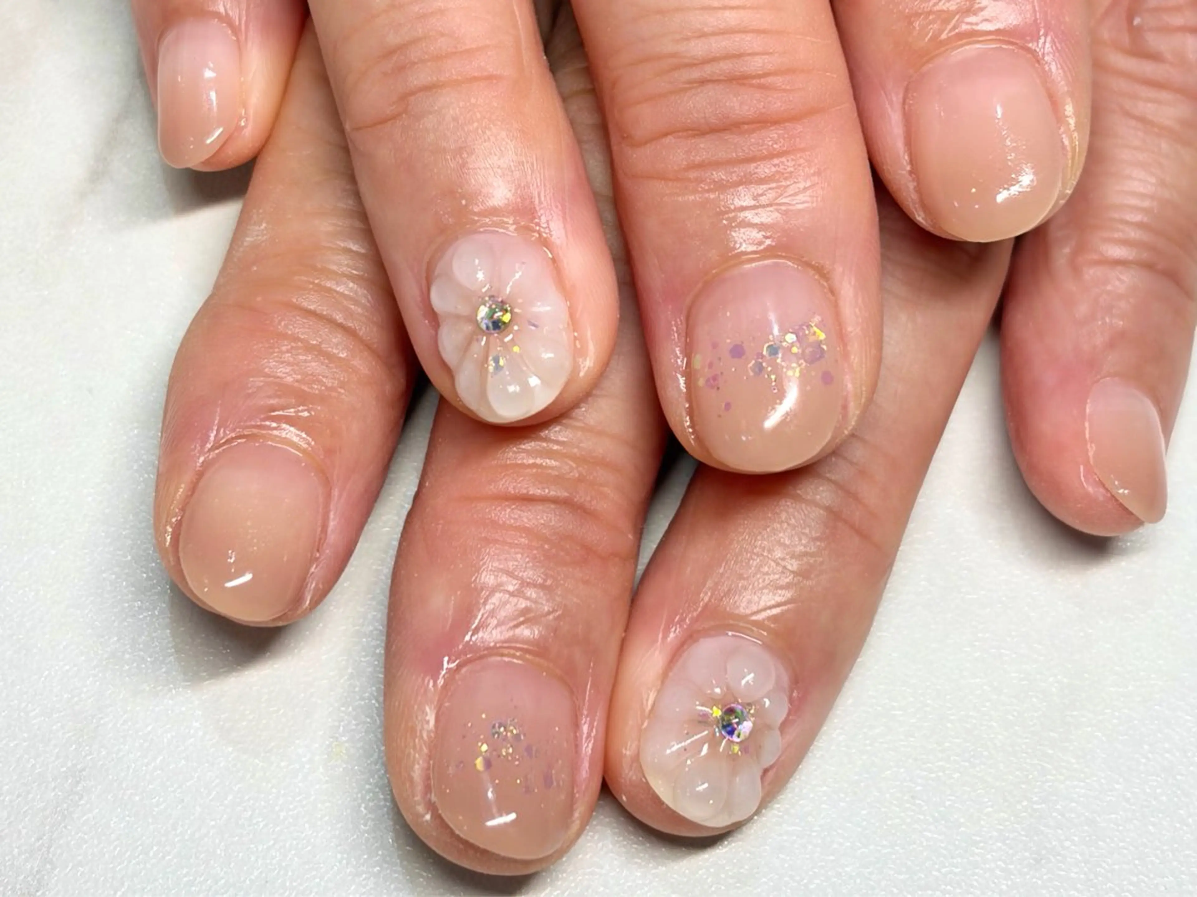 ショート ハンドネイル トータルビューティーサロンBeautiful Me,牛久店所属・Beautiful Me, Aiのネイルデザイン