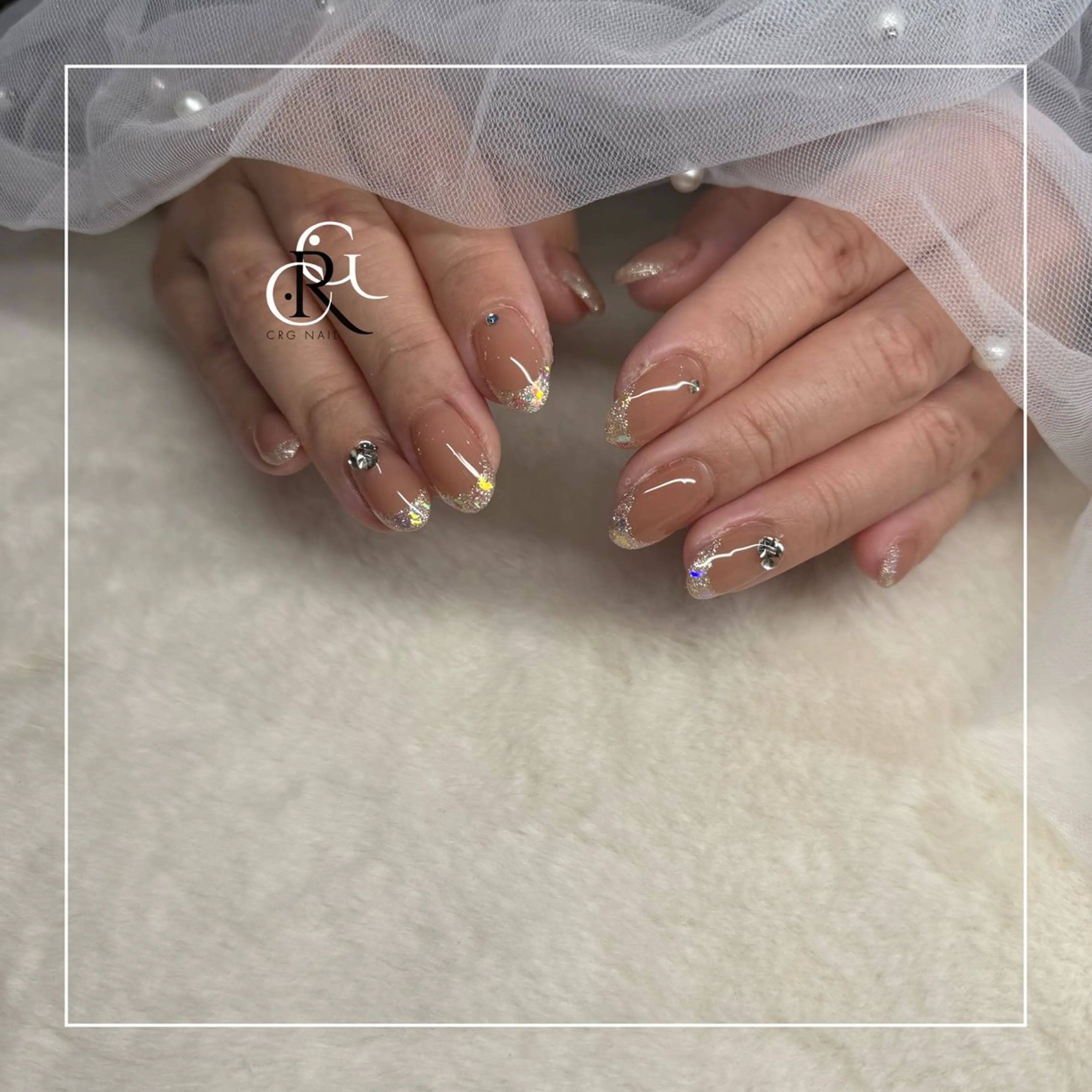 ミディアム ハンドネイル CRGNAIL EMIRIのネイルデザイン