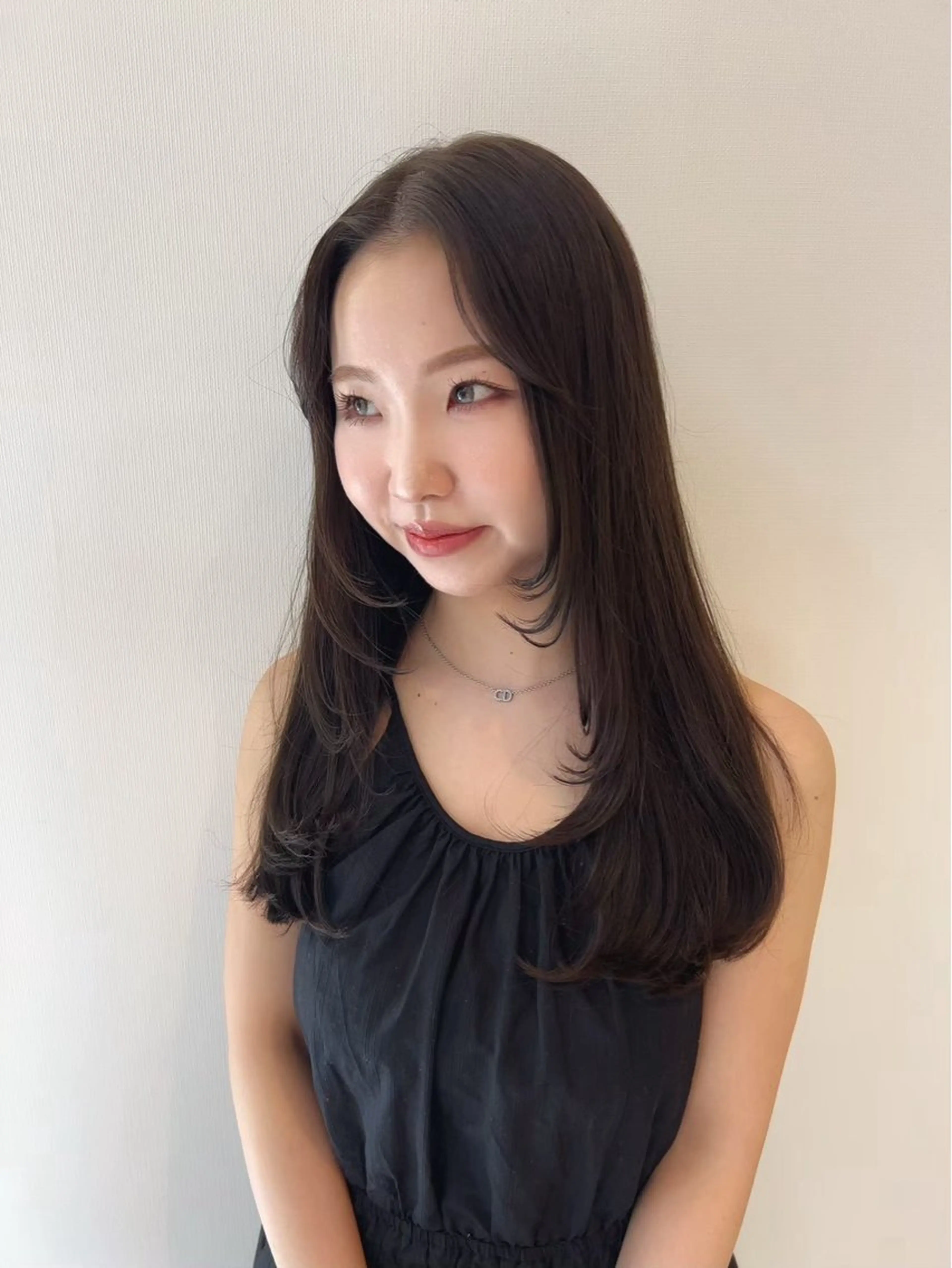 ロング カット 【STYLE】 🥑MEI🍒のヘアスタイル