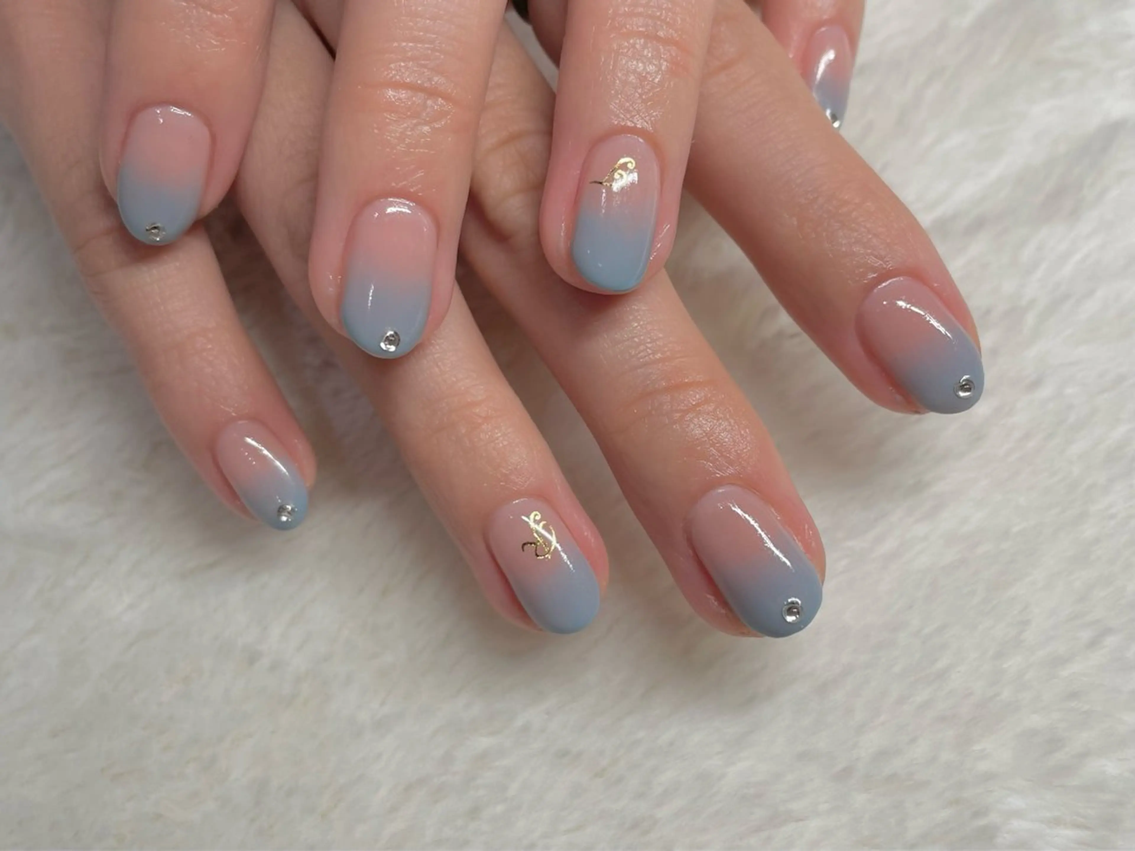 ネイル ブルー グラデーション riri-nail Rie Endoのネイルデザイン