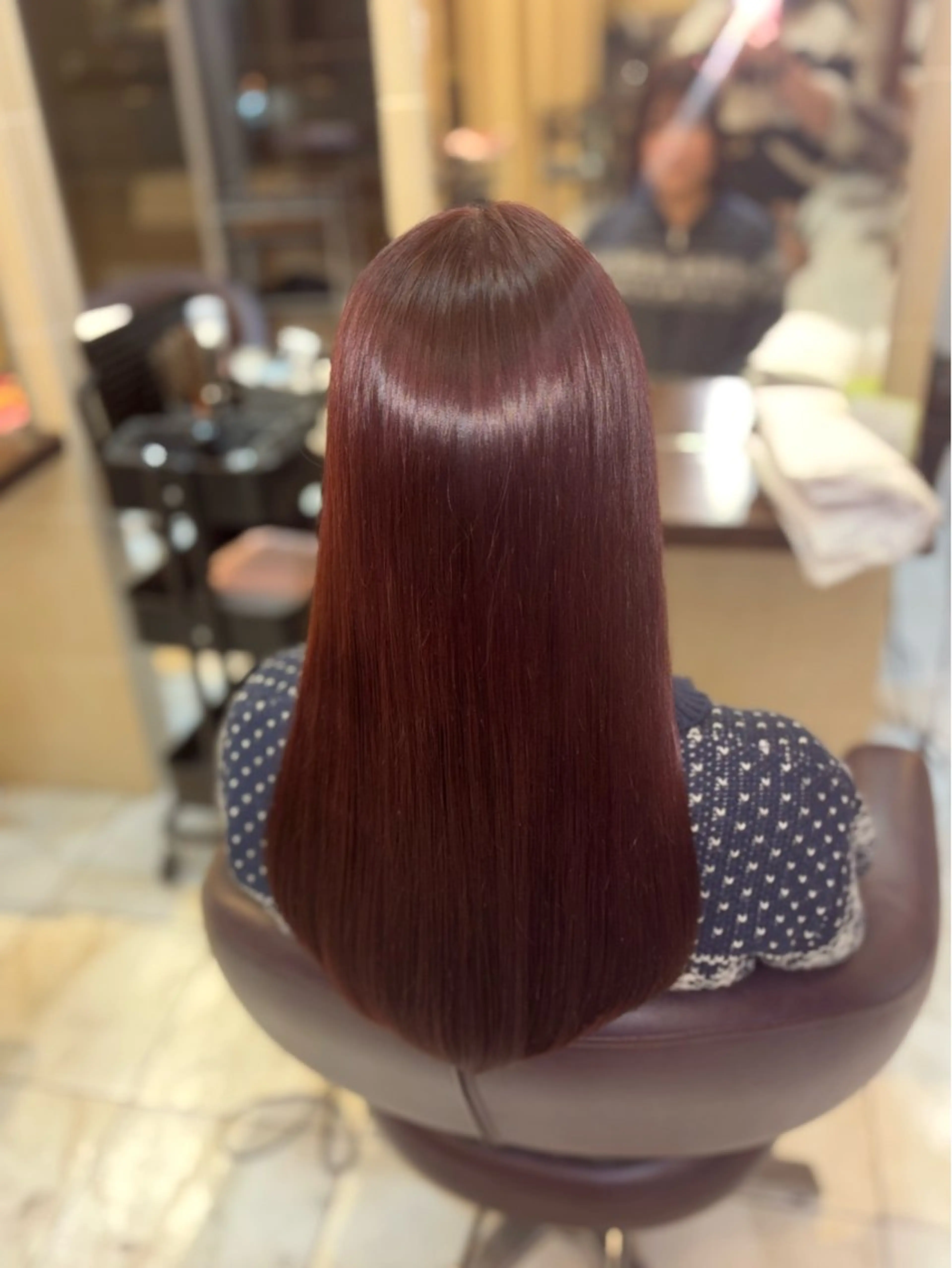 ロング カラー ヘアカラー トリートメント 🎀透明感カラー 🐈ナズナのヘアスタイル