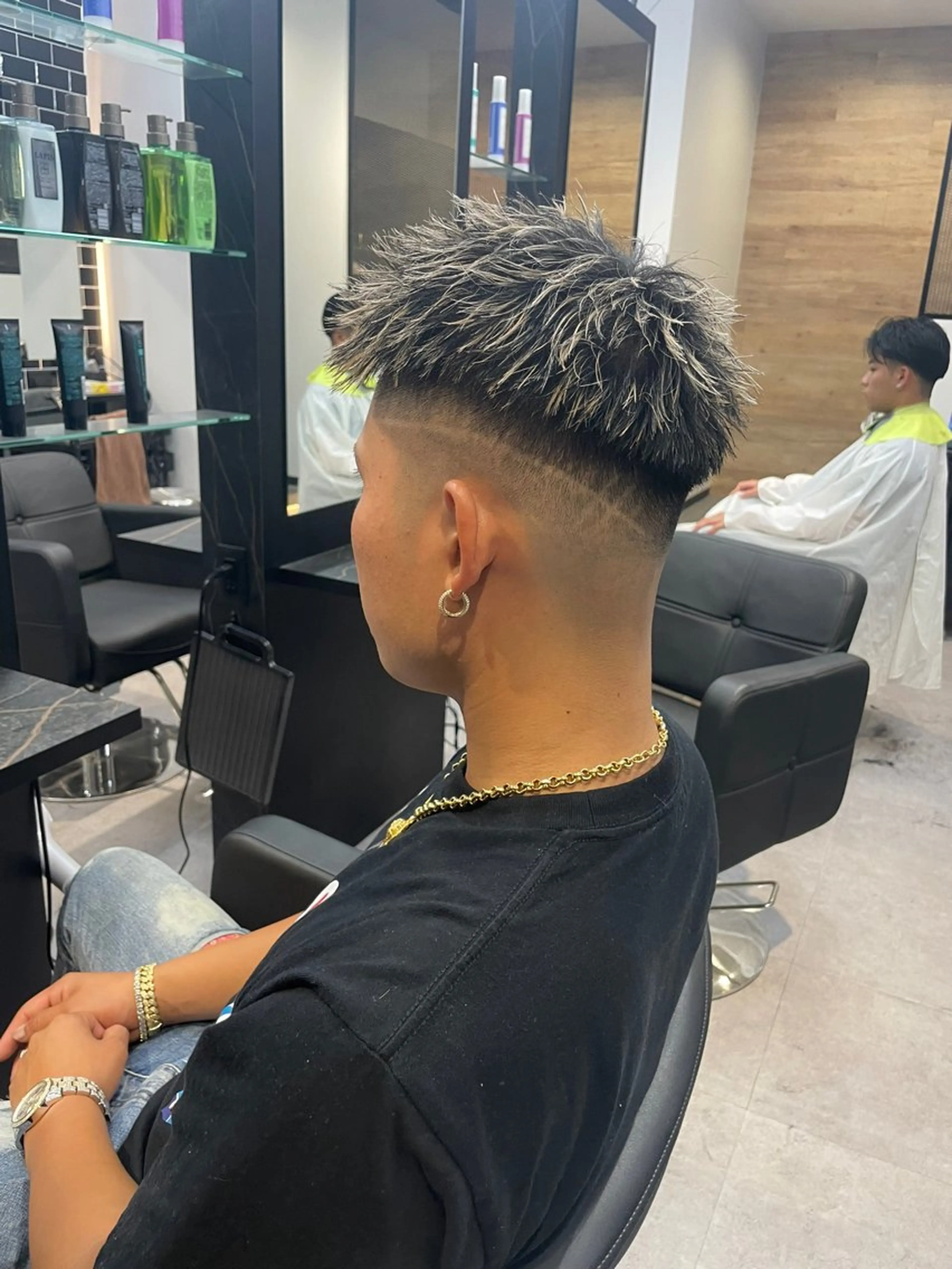 ショート カラー ヘアアレンジ メンズ メンズメッシュ 刈り上げ メッシュ カット ヘアカラー ヘアセット men'slapis YUTOのヘアスタイル