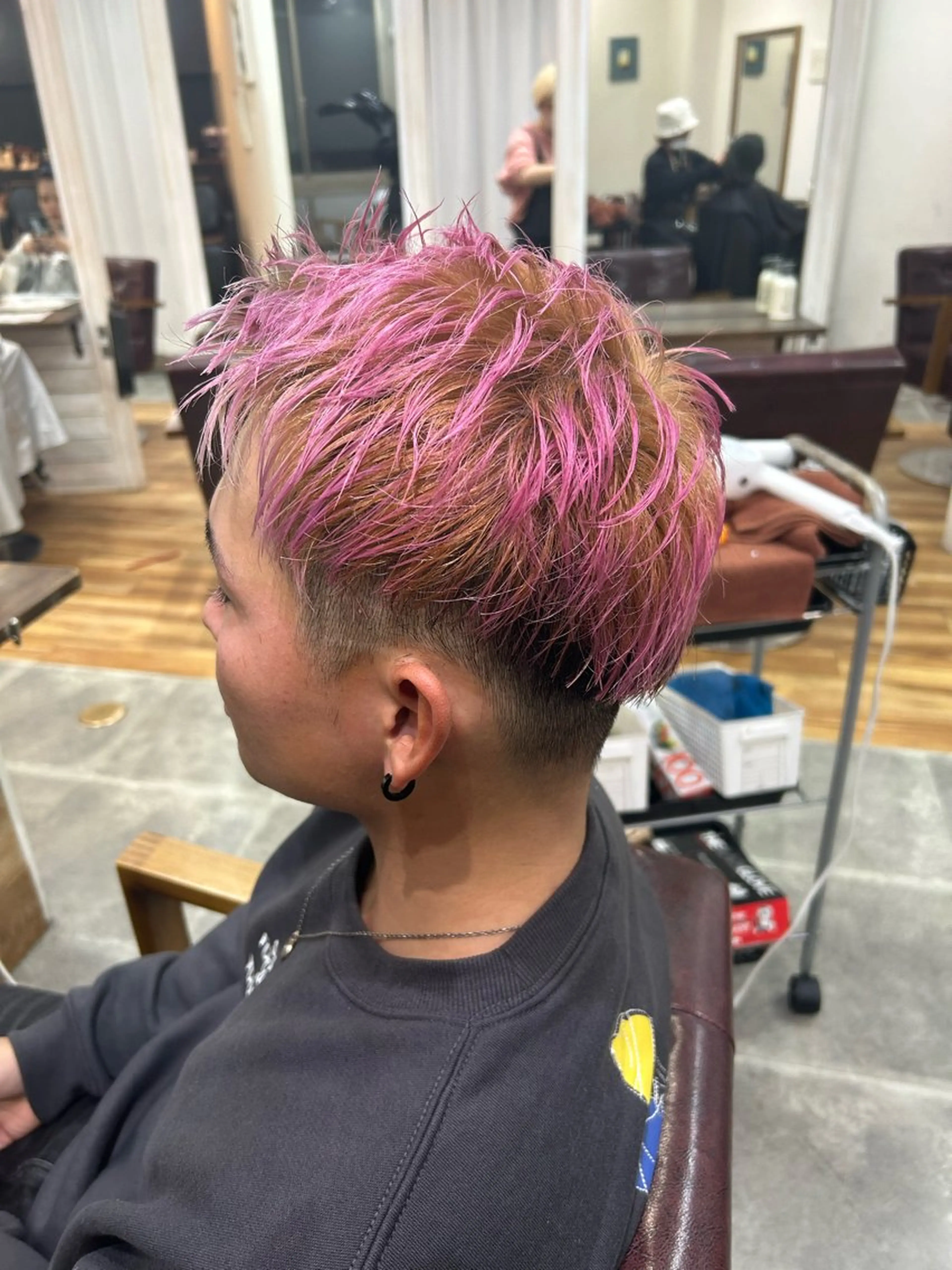 ショート カラー メンズ デザインカラー ピンクカラー ヘアカラー メンズパーマ 艶髪☆店長☆有馬のヘアスタイル