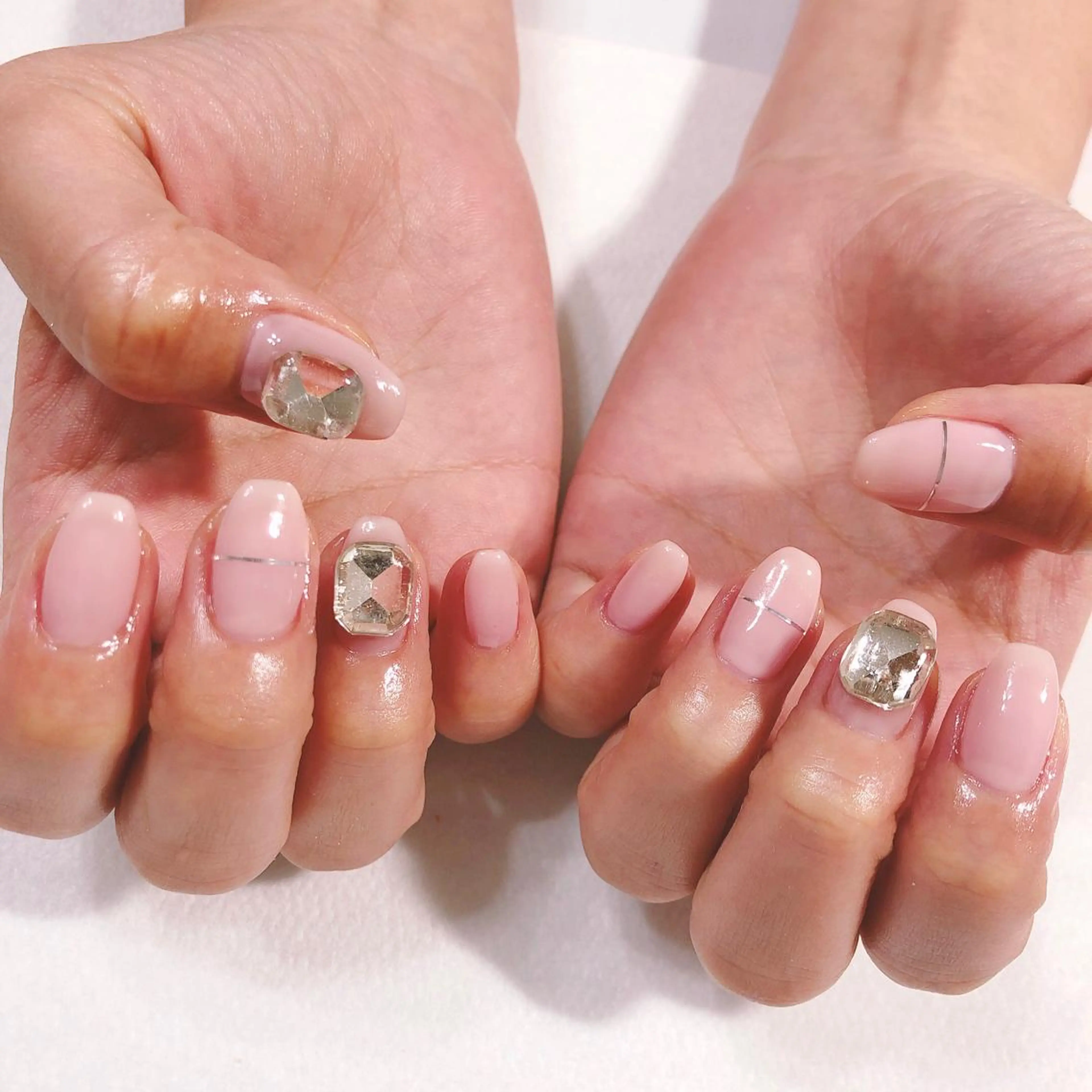 ネイル VIOLUS所属・VIOLUS 関目のネイルデザイン