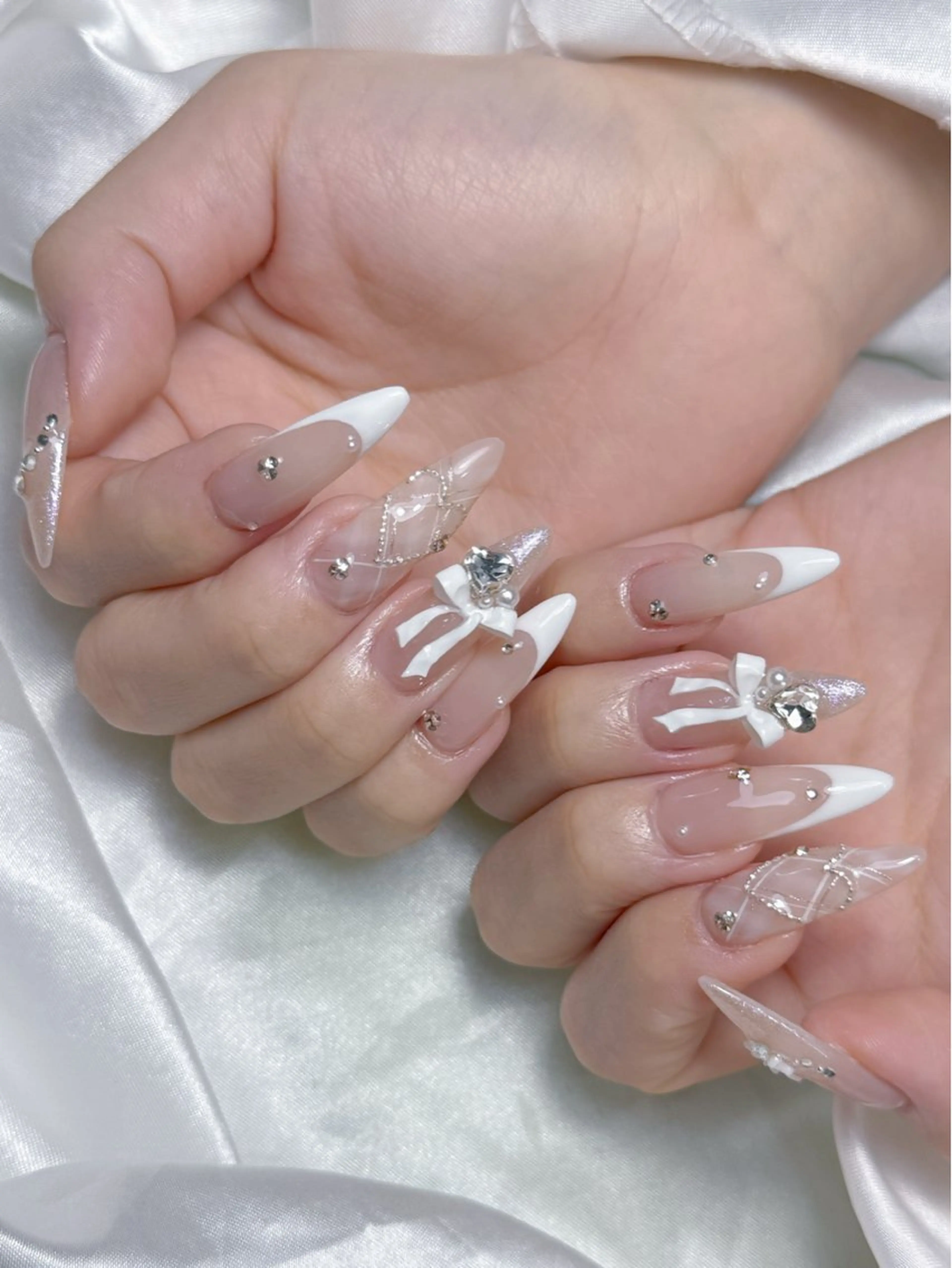 ネイル ハンドネイル LEELA NAIL STUDIOのネイルデザイン