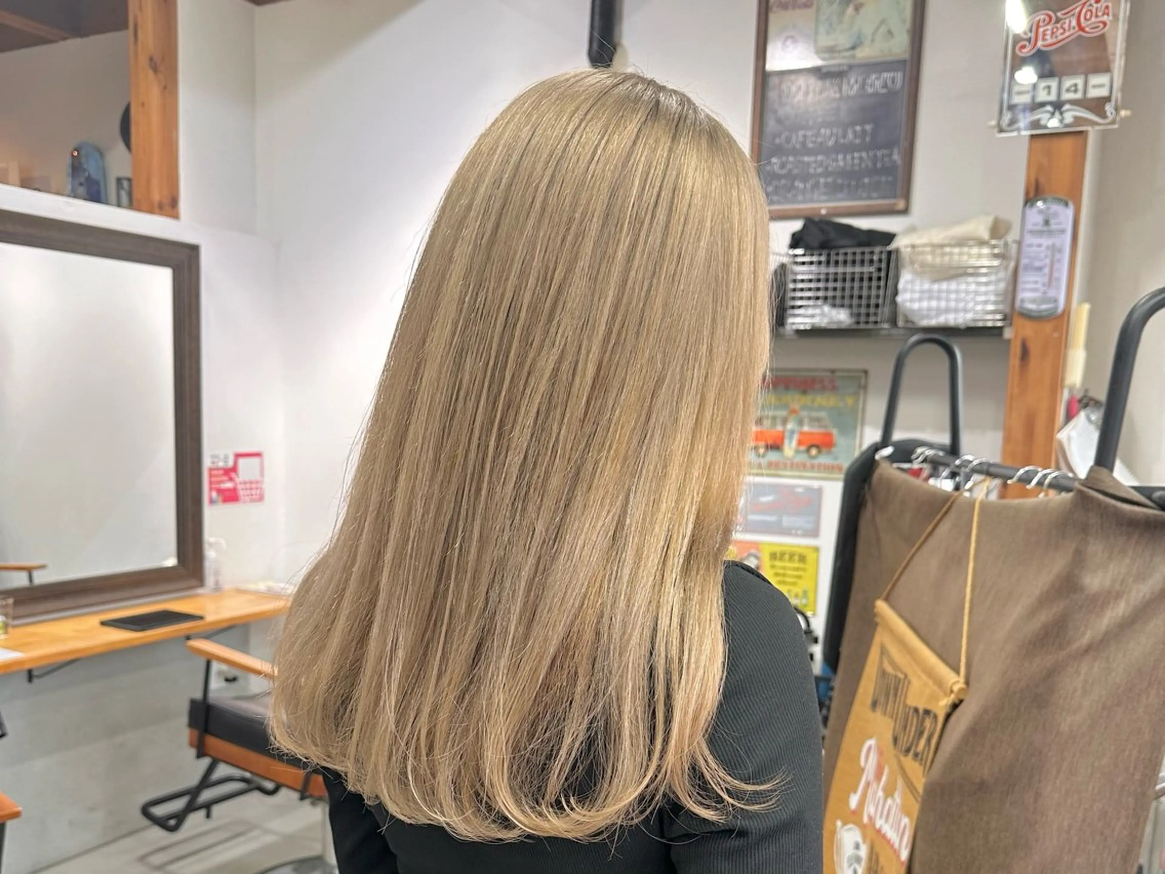 ロング ヘアカラー 💖艶・ブリーチ 透明感miyu💖のヘアスタイル