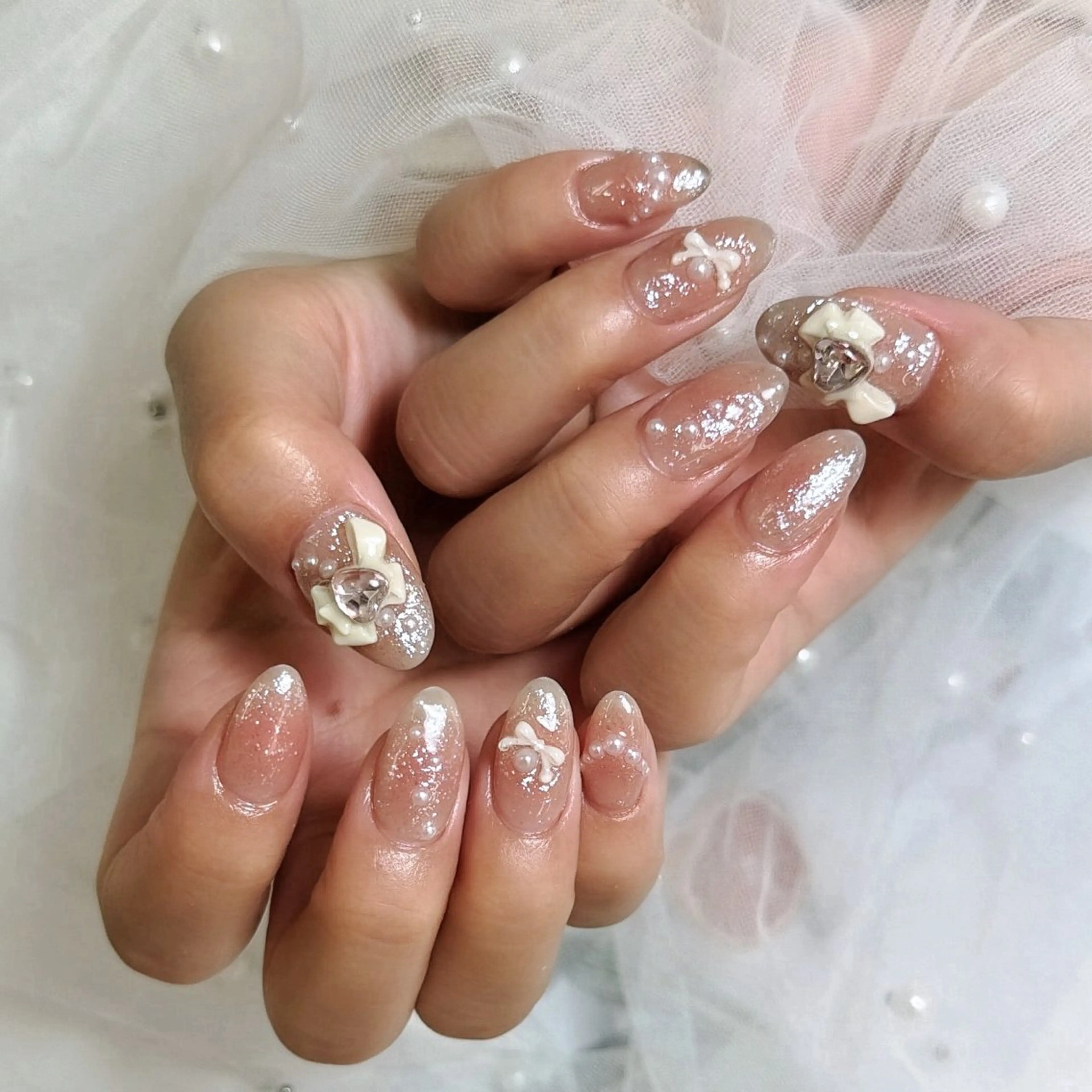 ネイル ワンホンネイル RUBYネイルサロン 9Caratsのネイルデザイン