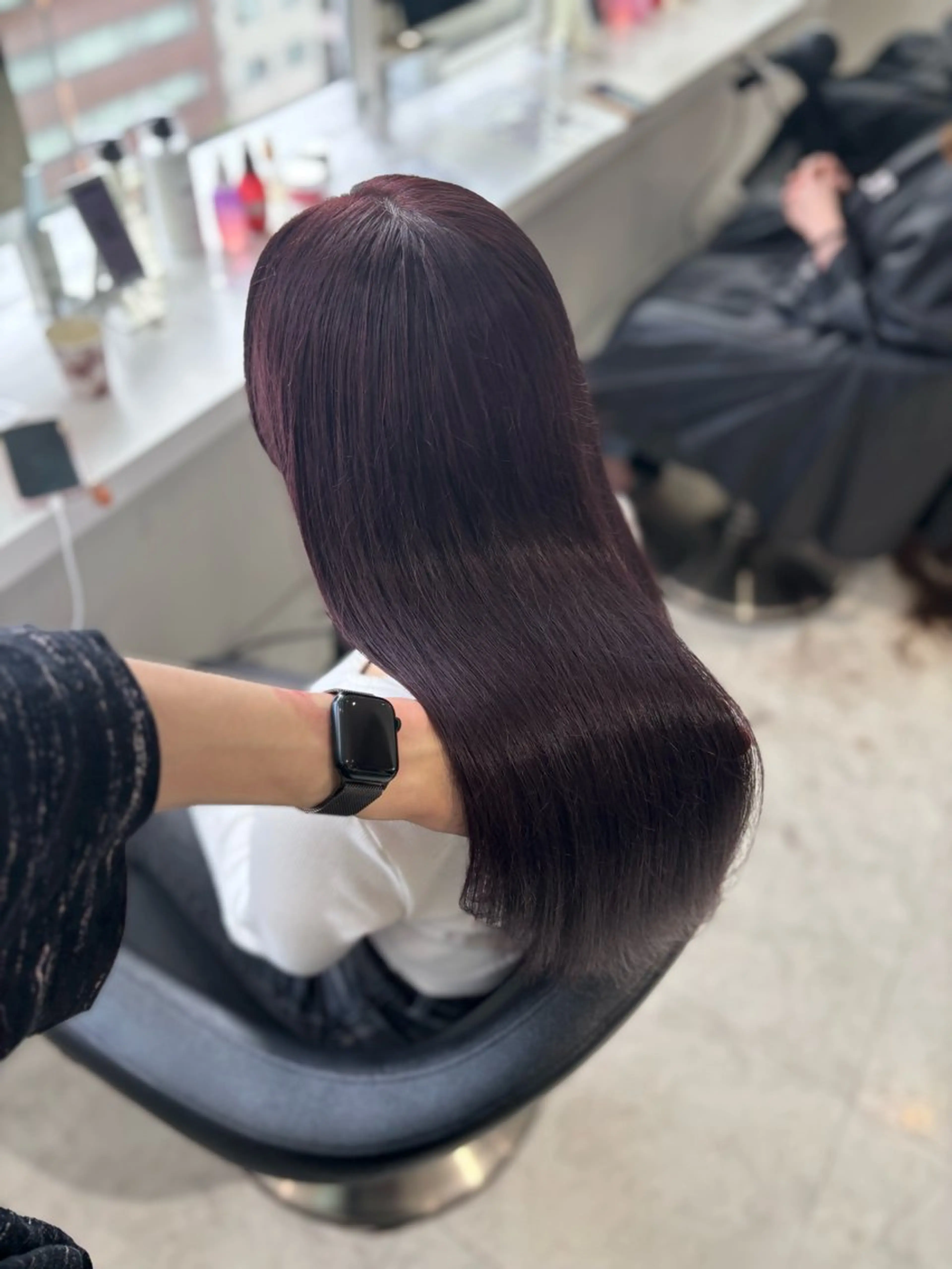 ロング カラー 流行りの透明感カラー ×縮毛矯正🤍ユウのヘアスタイル