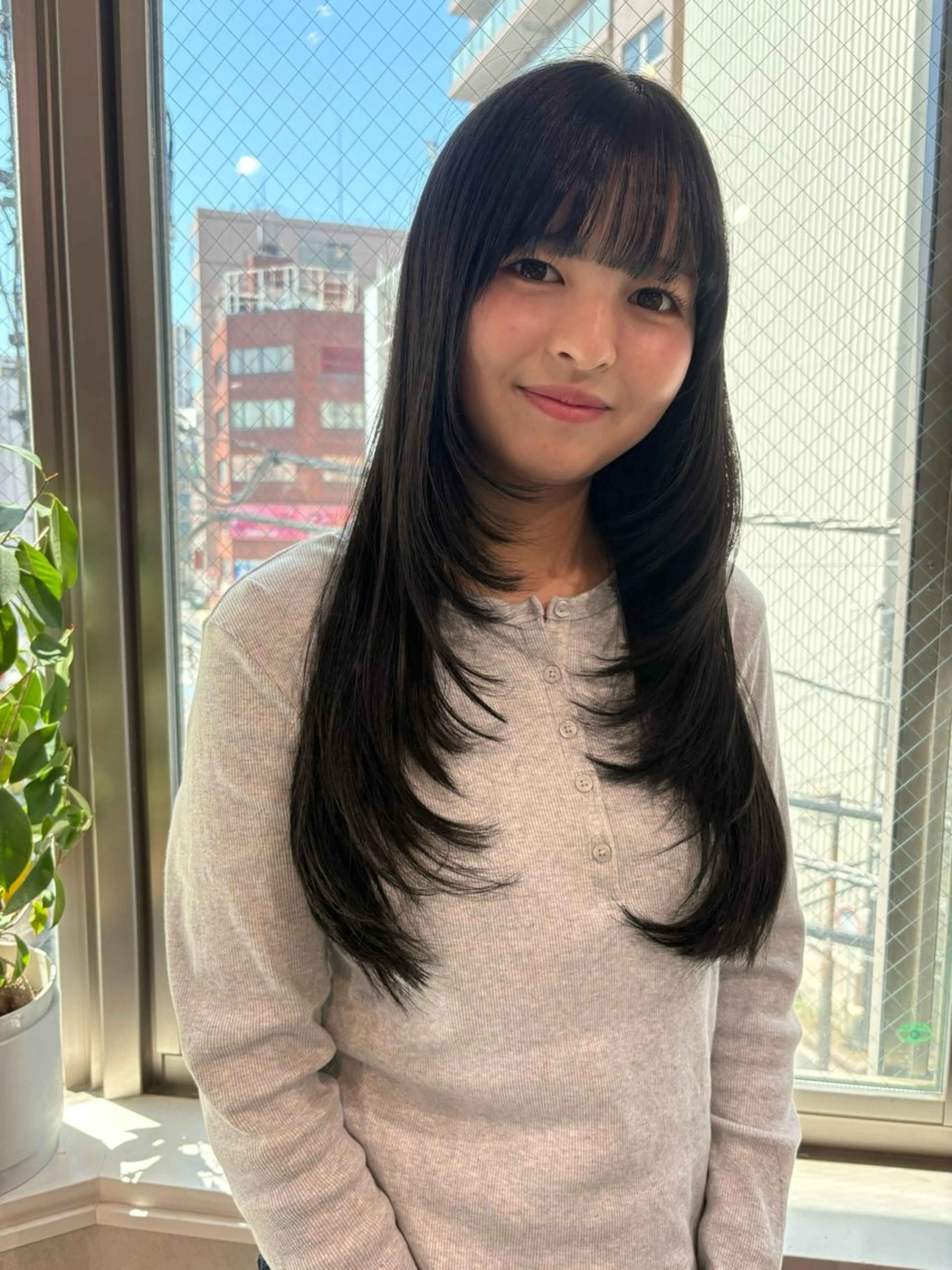 ロング カラー 学生 レイヤーカット カット ヘアカラー 透明感カラー/海外風 レイヤー/mao🗽のヘアスタイル