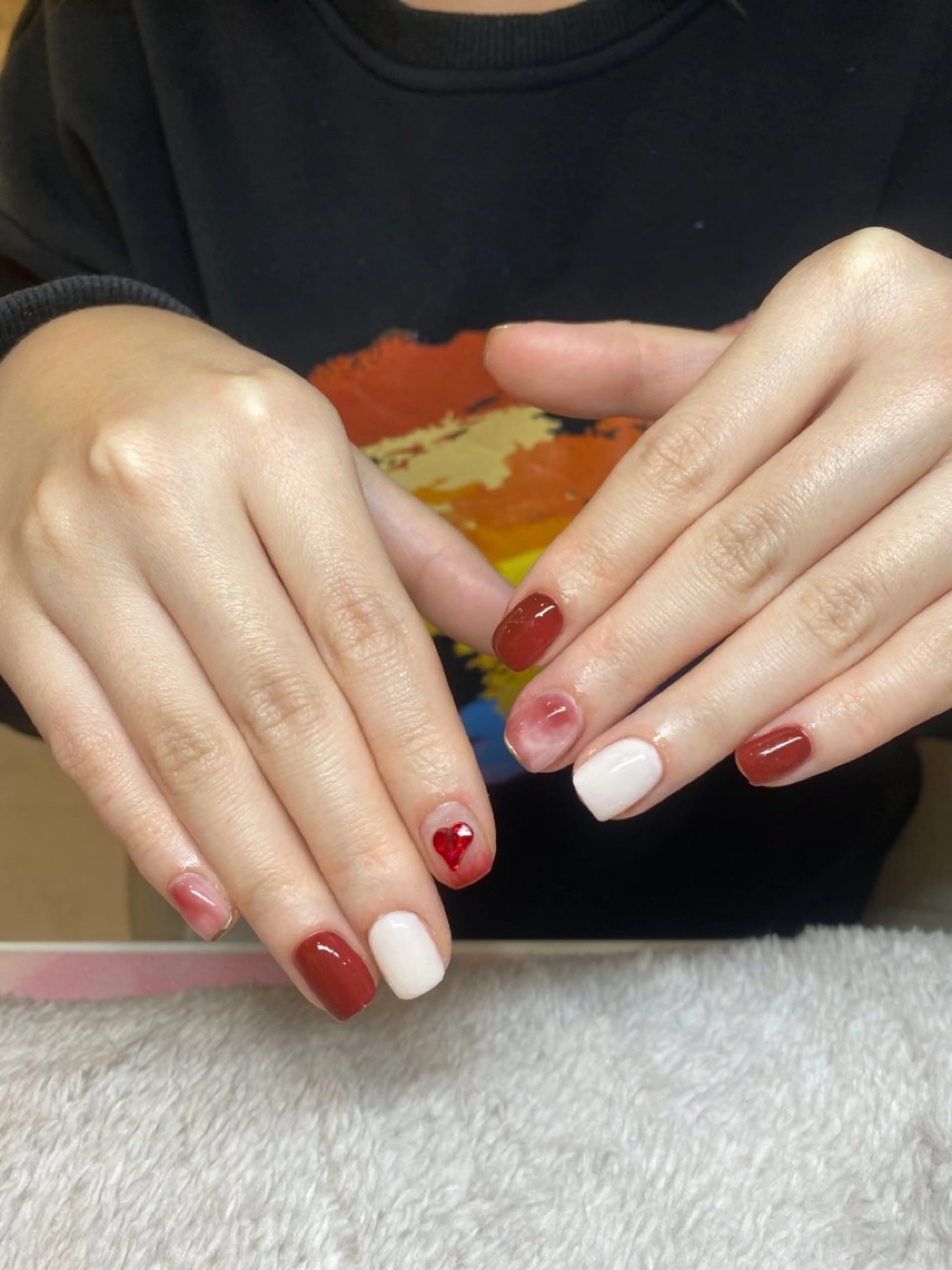 ネイル LEDアイラッシュ ∩_∩アオイのマツエク・マツパデザイン