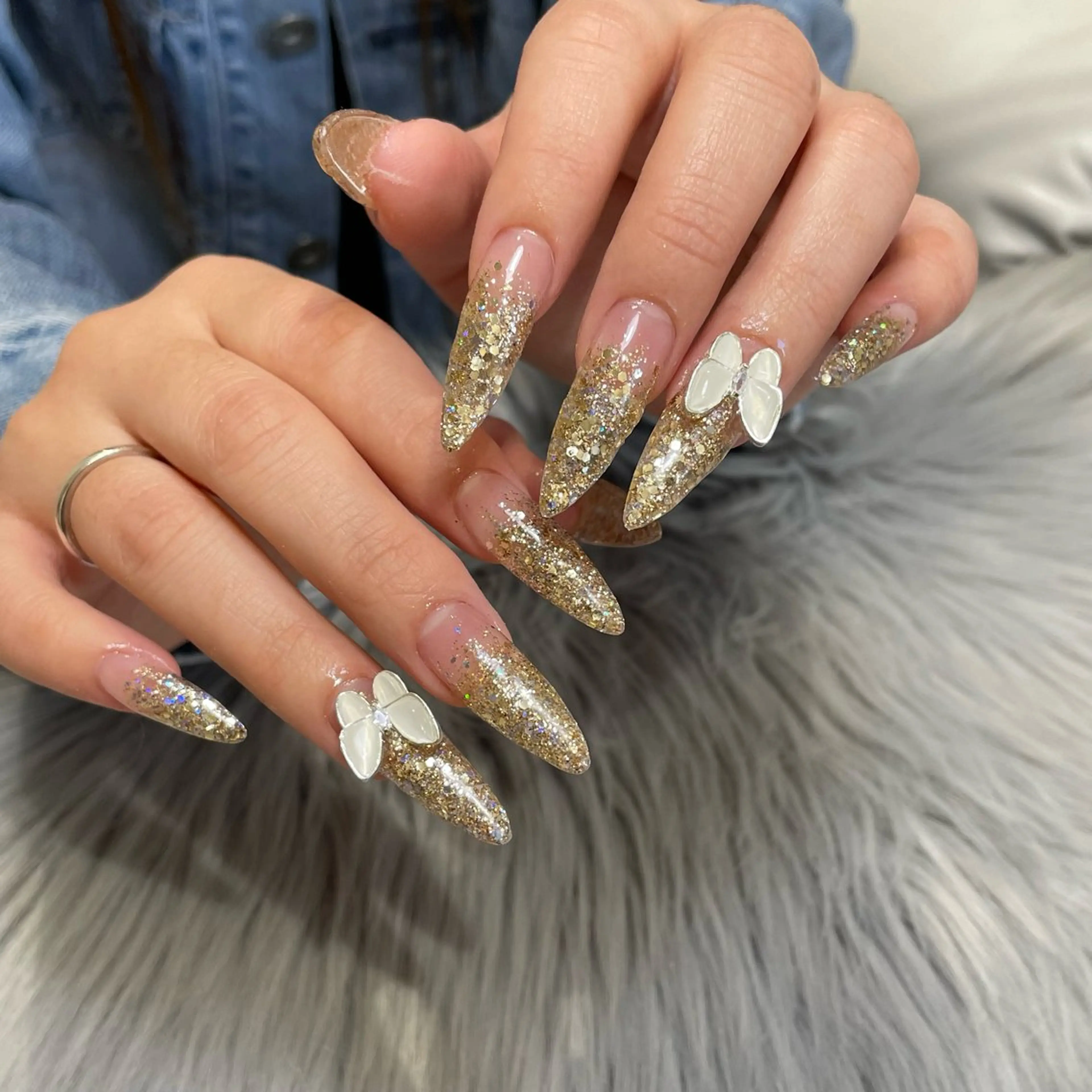 ネイル 長さ出し ラメ(グリッター) ハンドネイル RICO NAIL所属・RICO Nail パーツつけ放題🌈のネイルデザイン