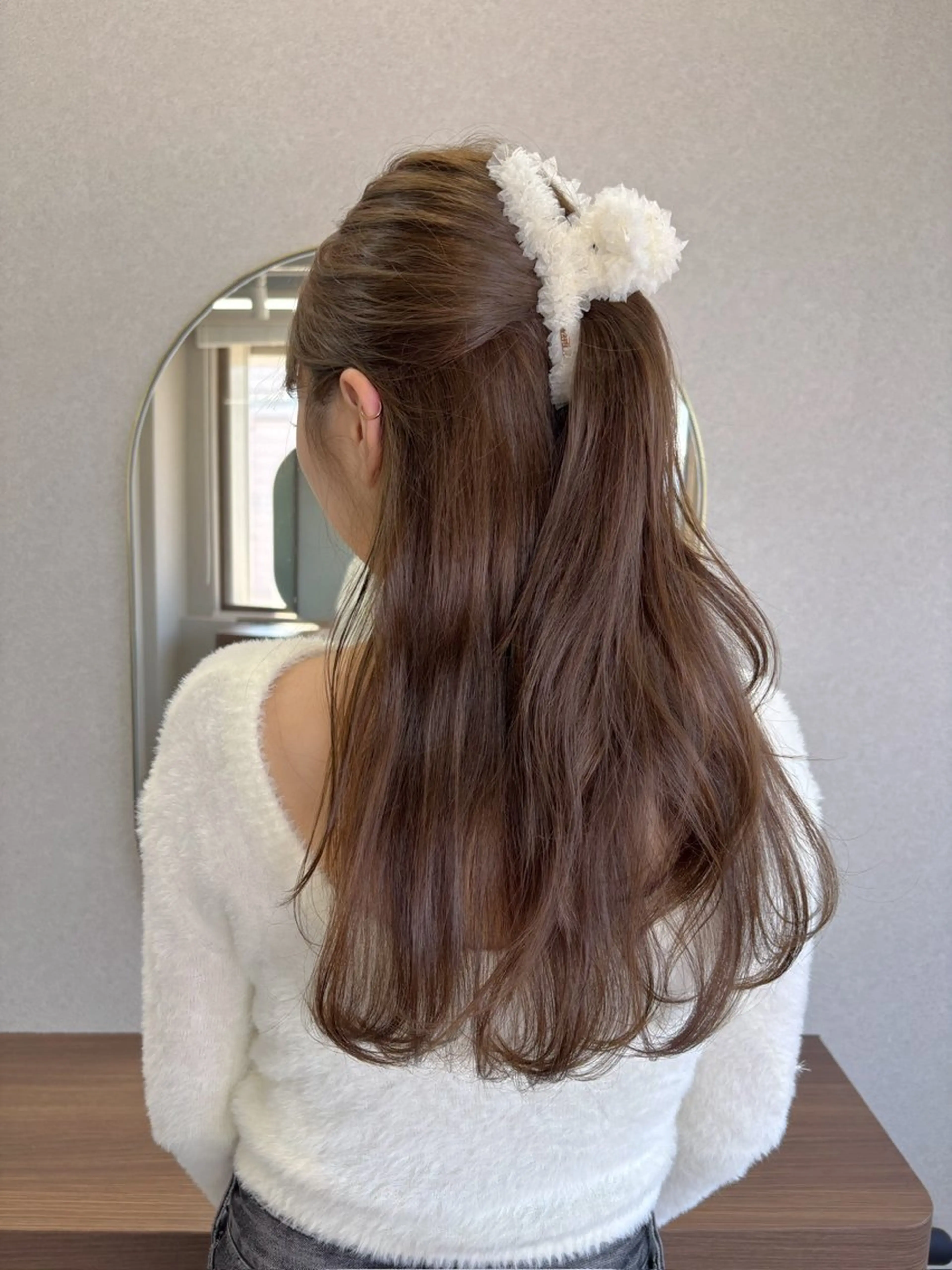 ロング ヘアカラー 藤野 結衣のヘアスタイル