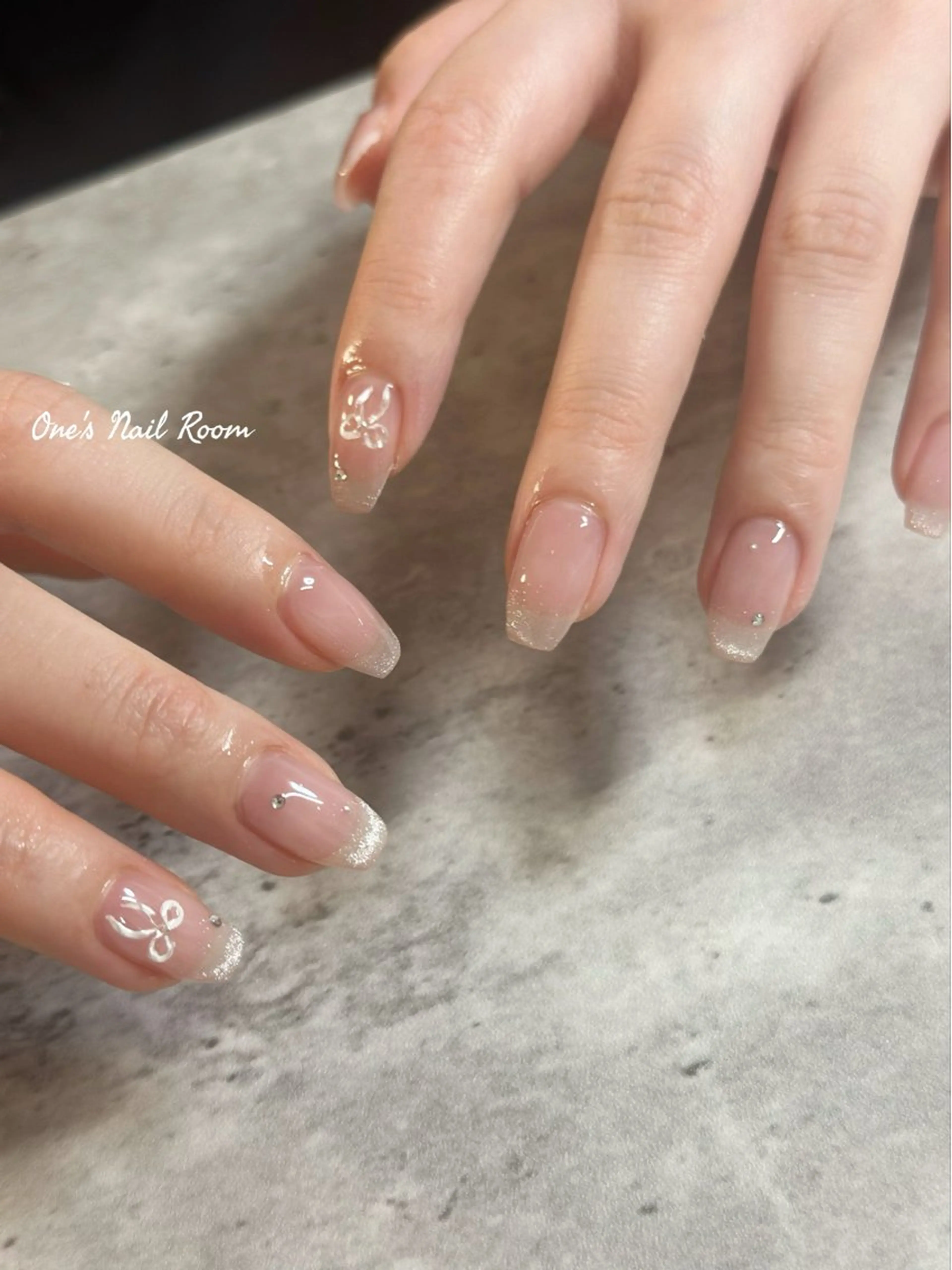 ネイル ハンドネイル One's Nail Roomのネイルデザイン