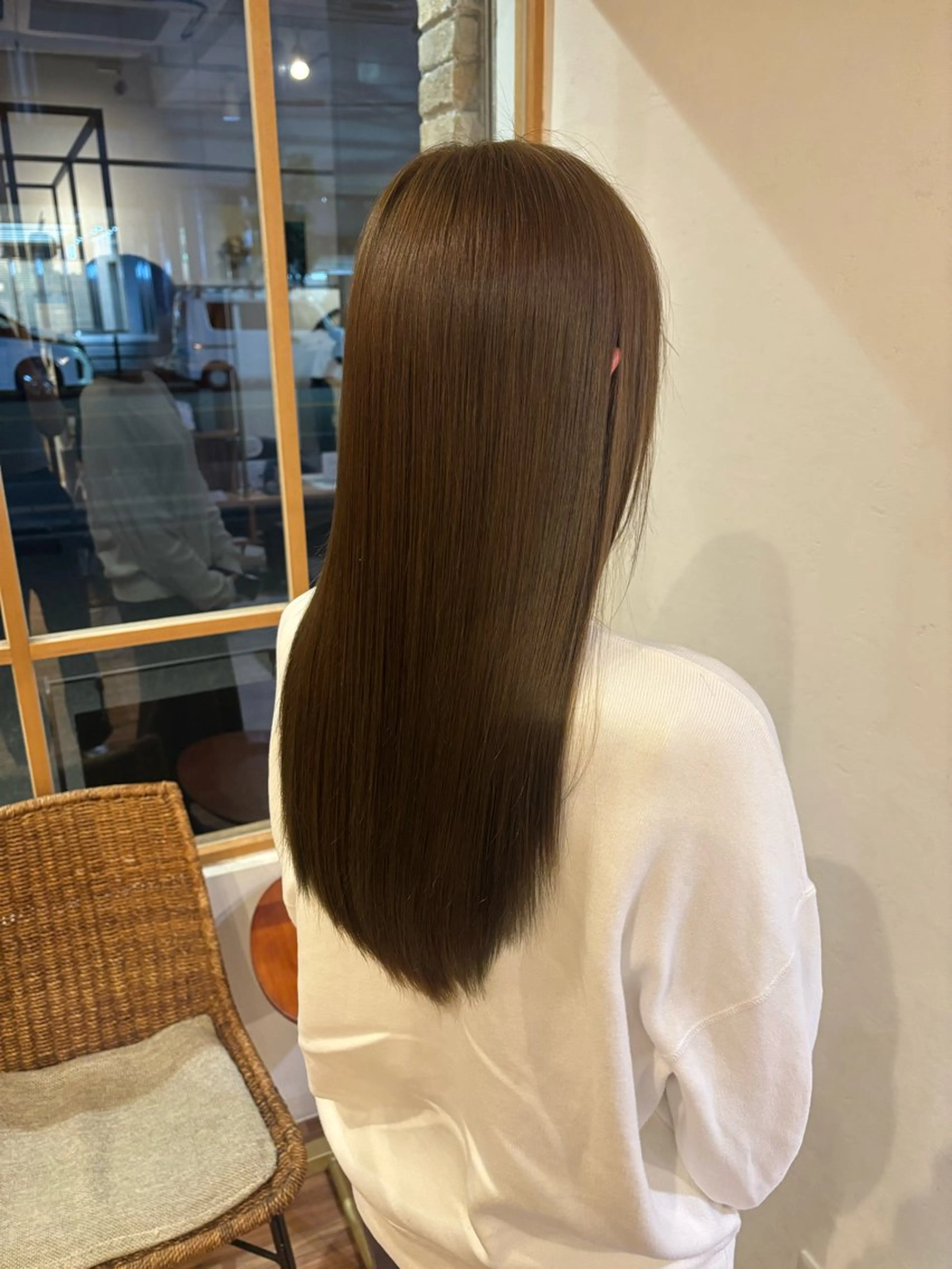 カラー ベージュカラー オリーブベージュ 永山 日菜のヘアスタイル