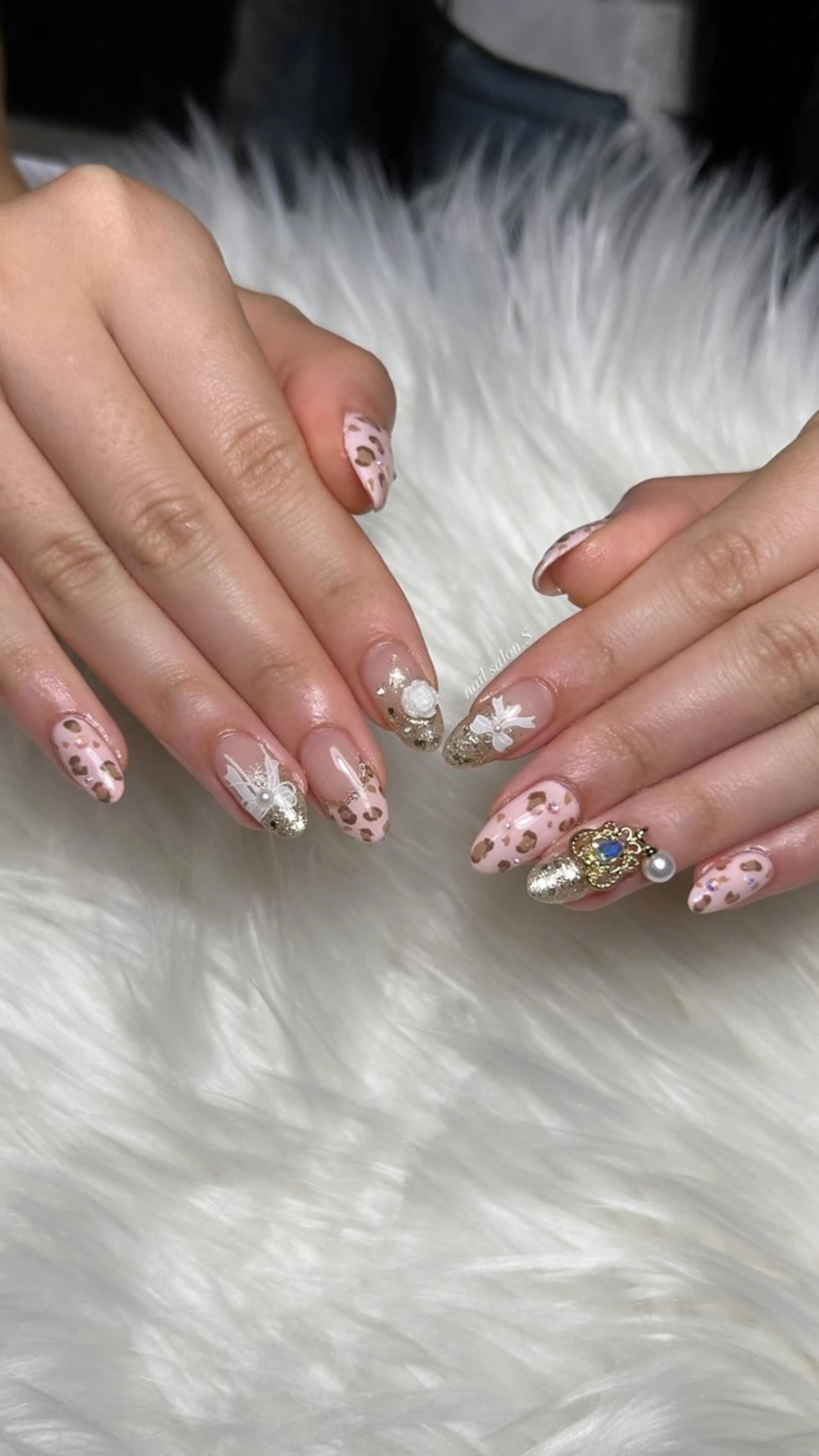 ネイル 持ち込み ハンドネイル 関山 志乃のネイルデザイン