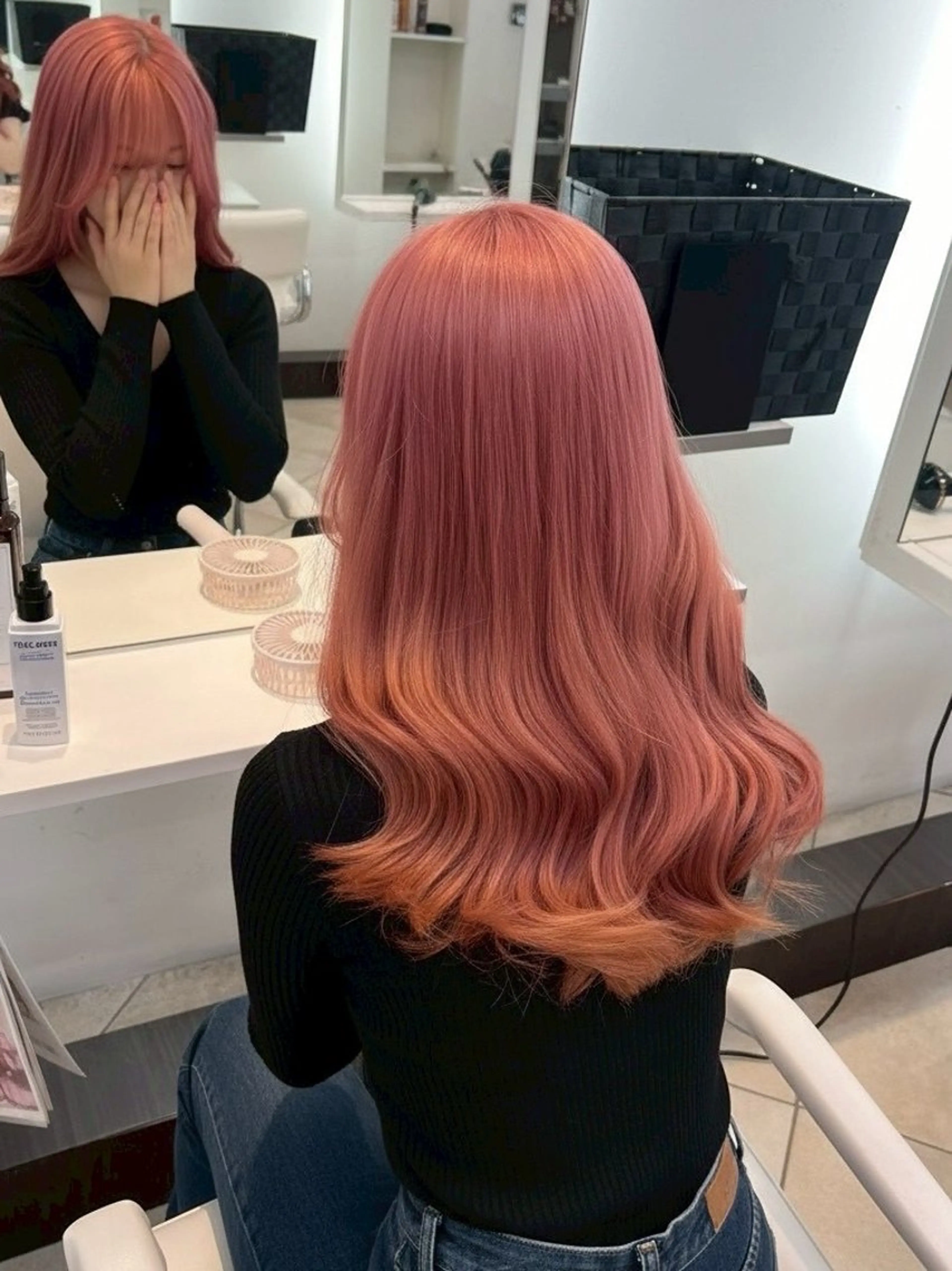 ロング カラー 𝗠𝗜𝗞𝗨︎ ︎✦︎.ワンカラーのヘアスタイル