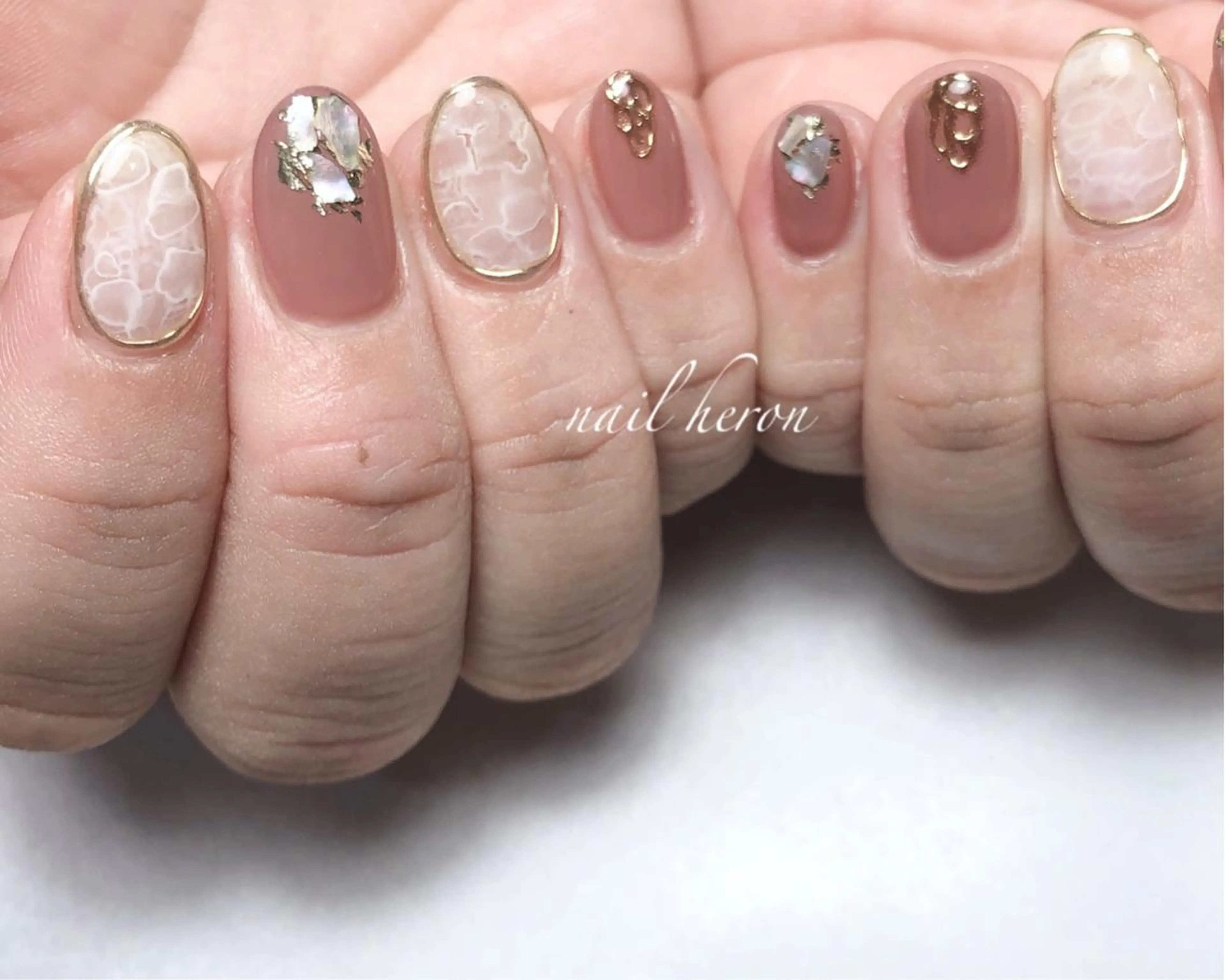 ネイル アートネイル ハンドネイル saki_ nail heronのネイルデザイン