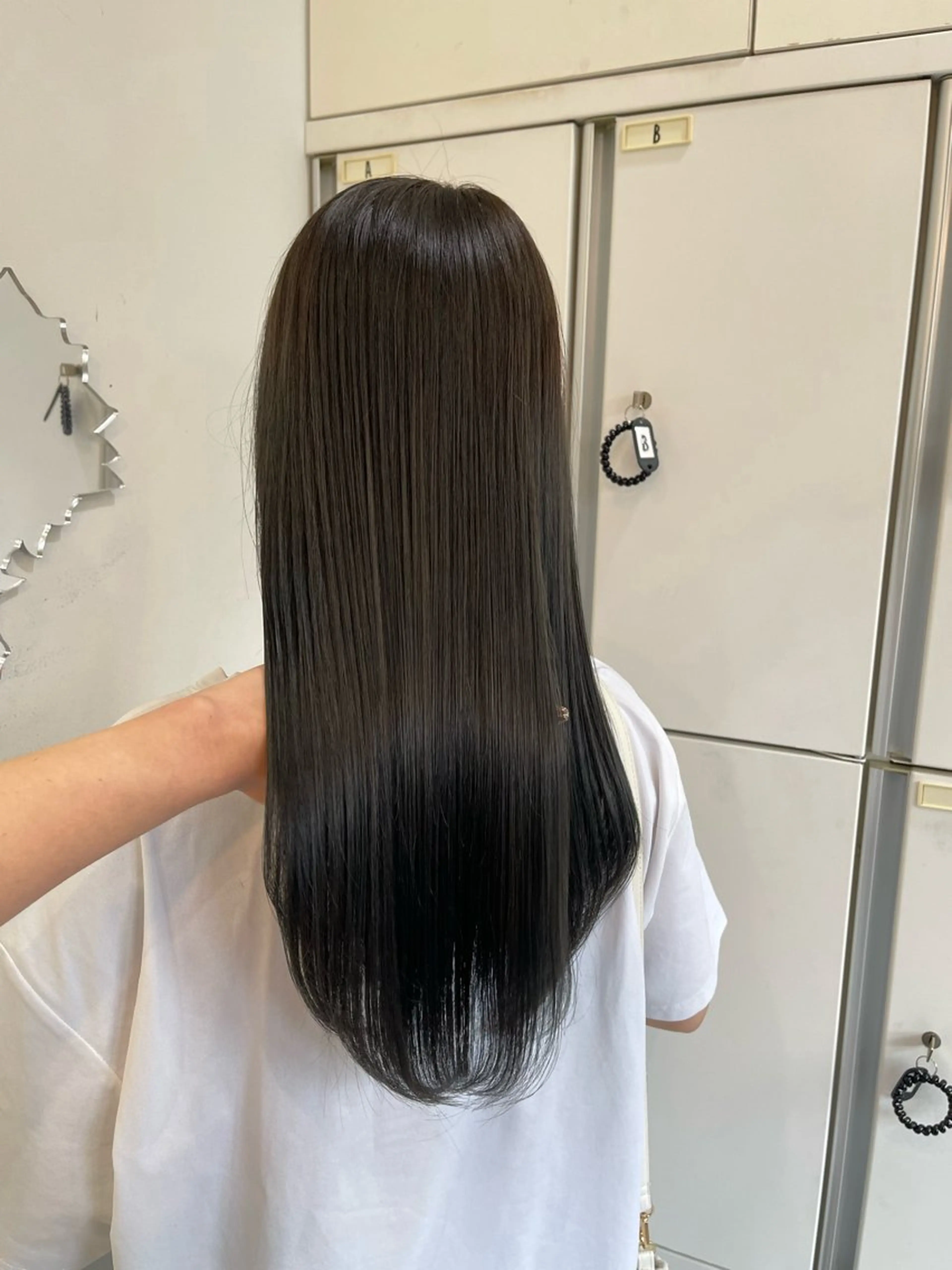 ロング カラー ICHIRI" 艶カラー/縮毛矯正のヘアスタイル