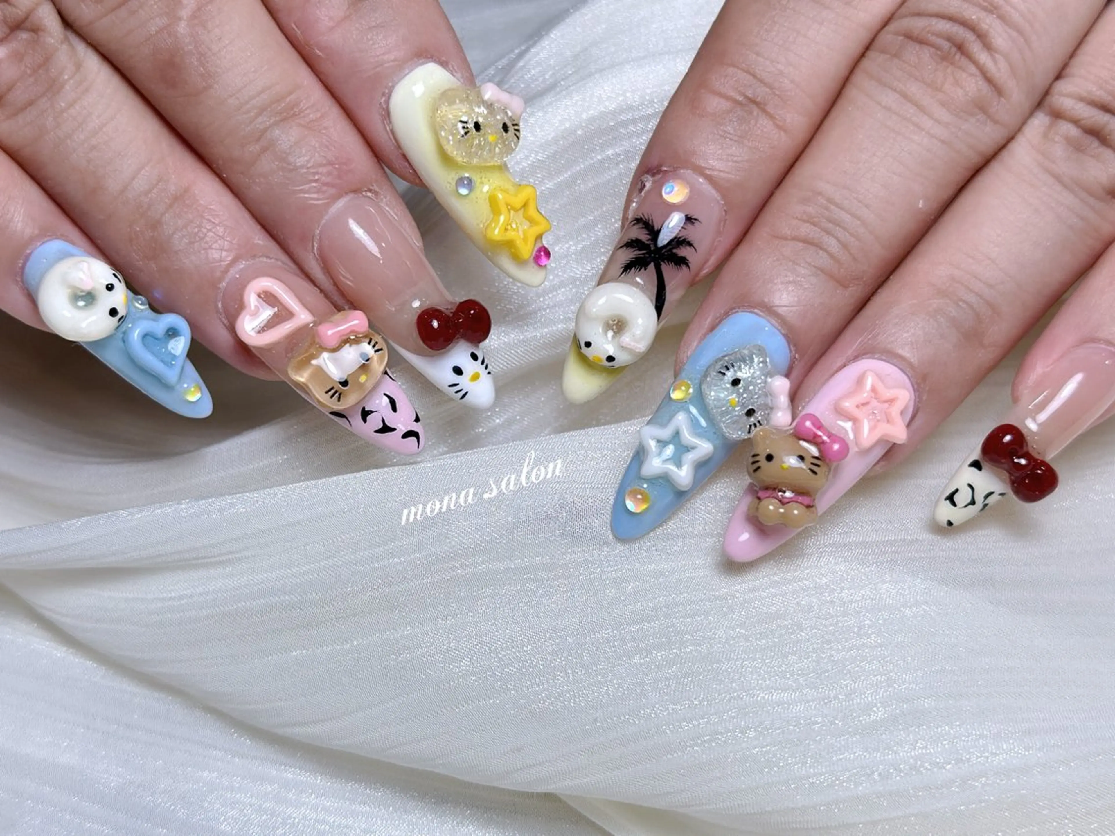 ネイル ハンドネイル Mona【パラジェル ・長さ出し専門店】のネイルデザイン