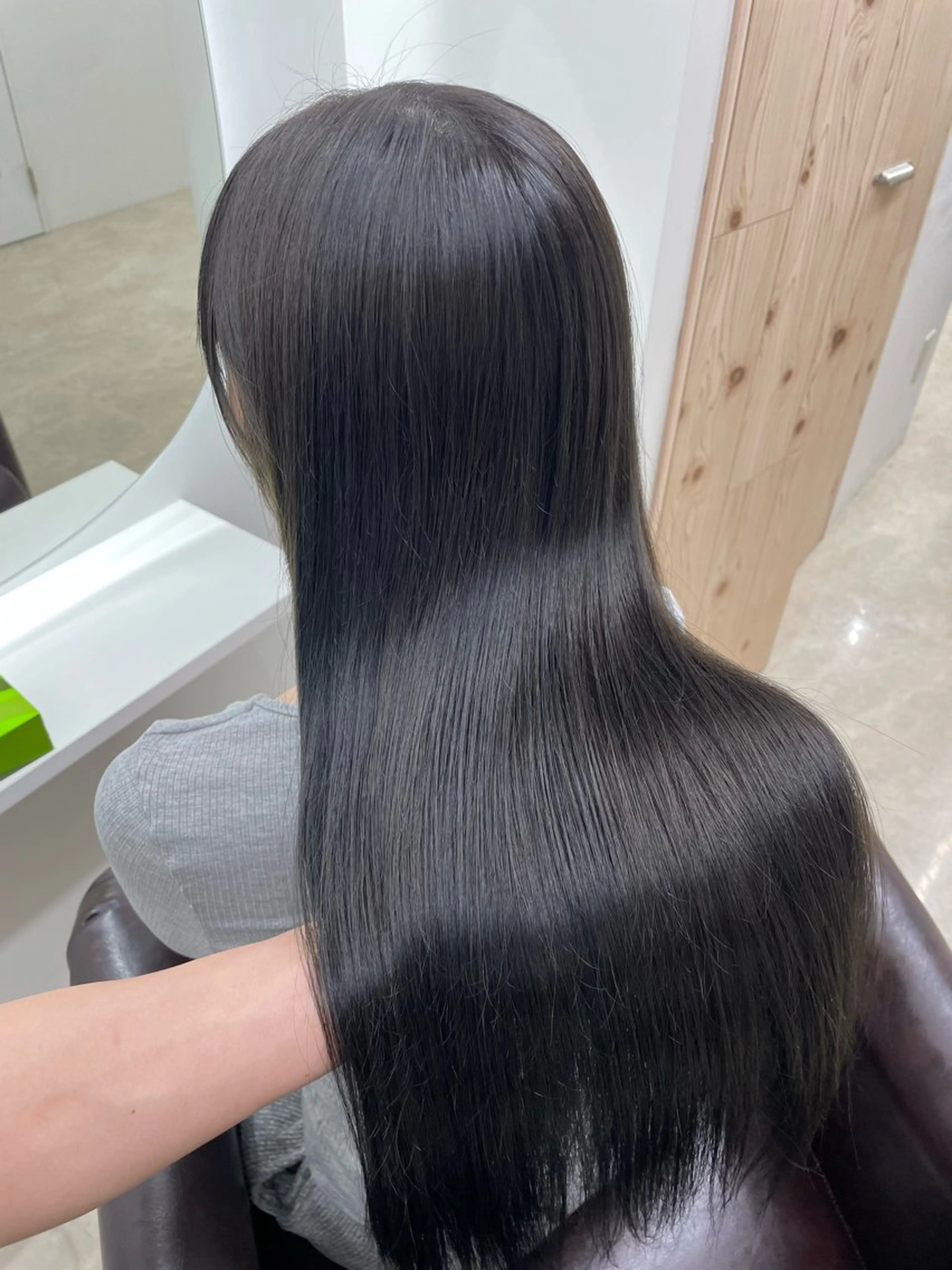 ロング カラー ヘアカラー 縮毛矯正 新宿/韓国ヘア/ 髪質改善ストレートのヘアスタイル