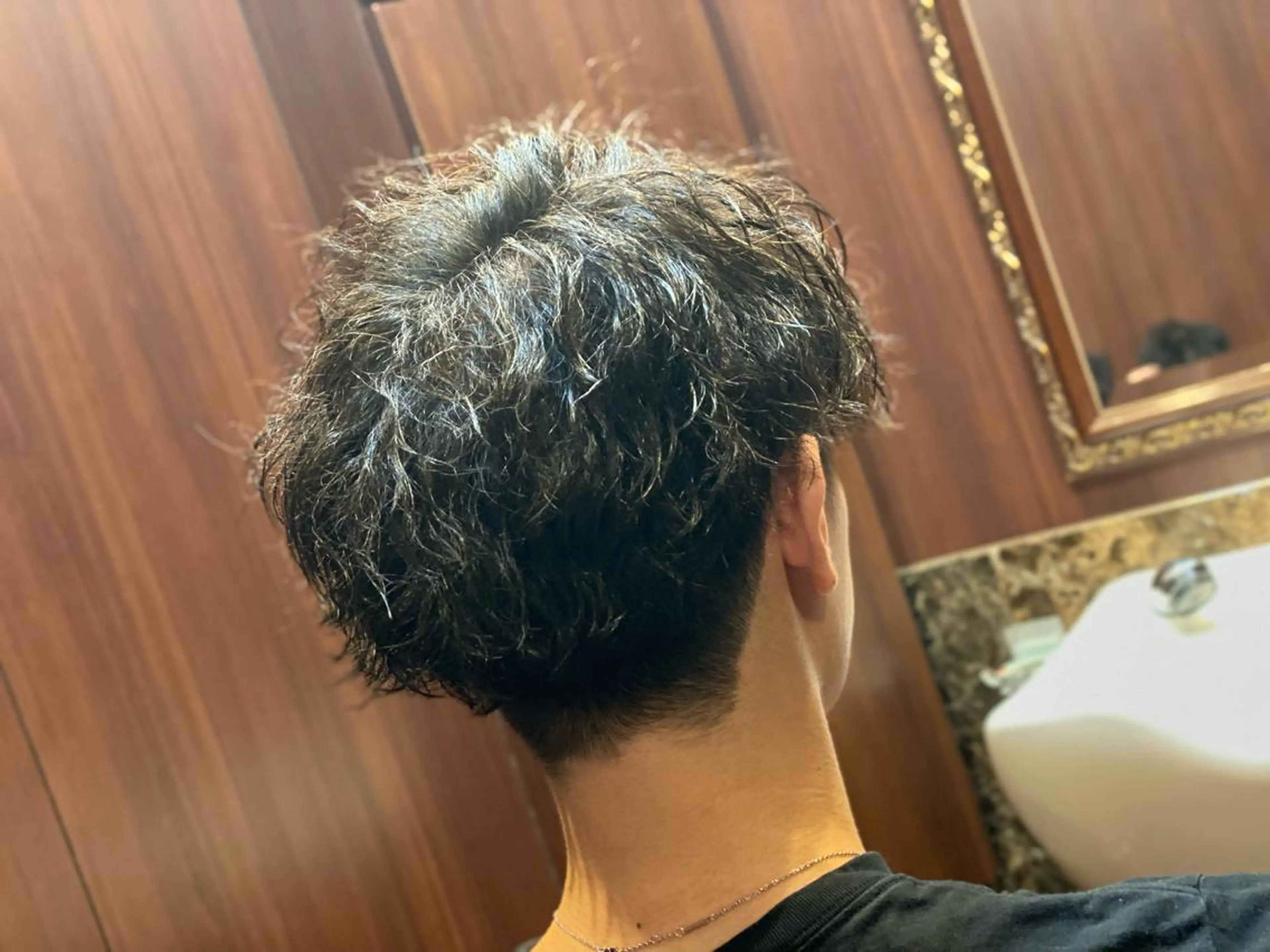 ミディアム パーマ メンズ 浅見 天翔のヘアスタイル