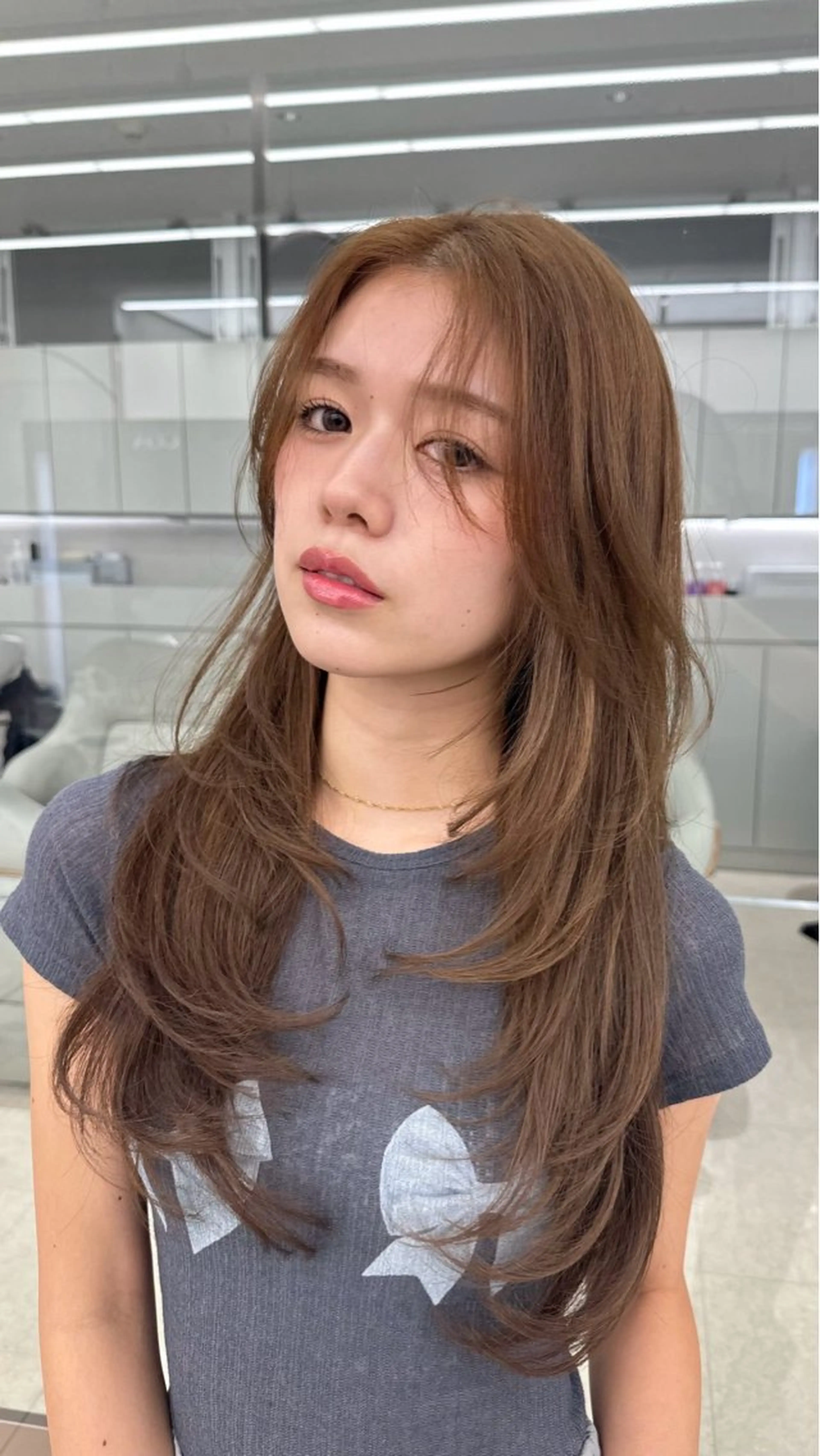 ロング レイヤーカット特化 COA日向のヘアスタイル