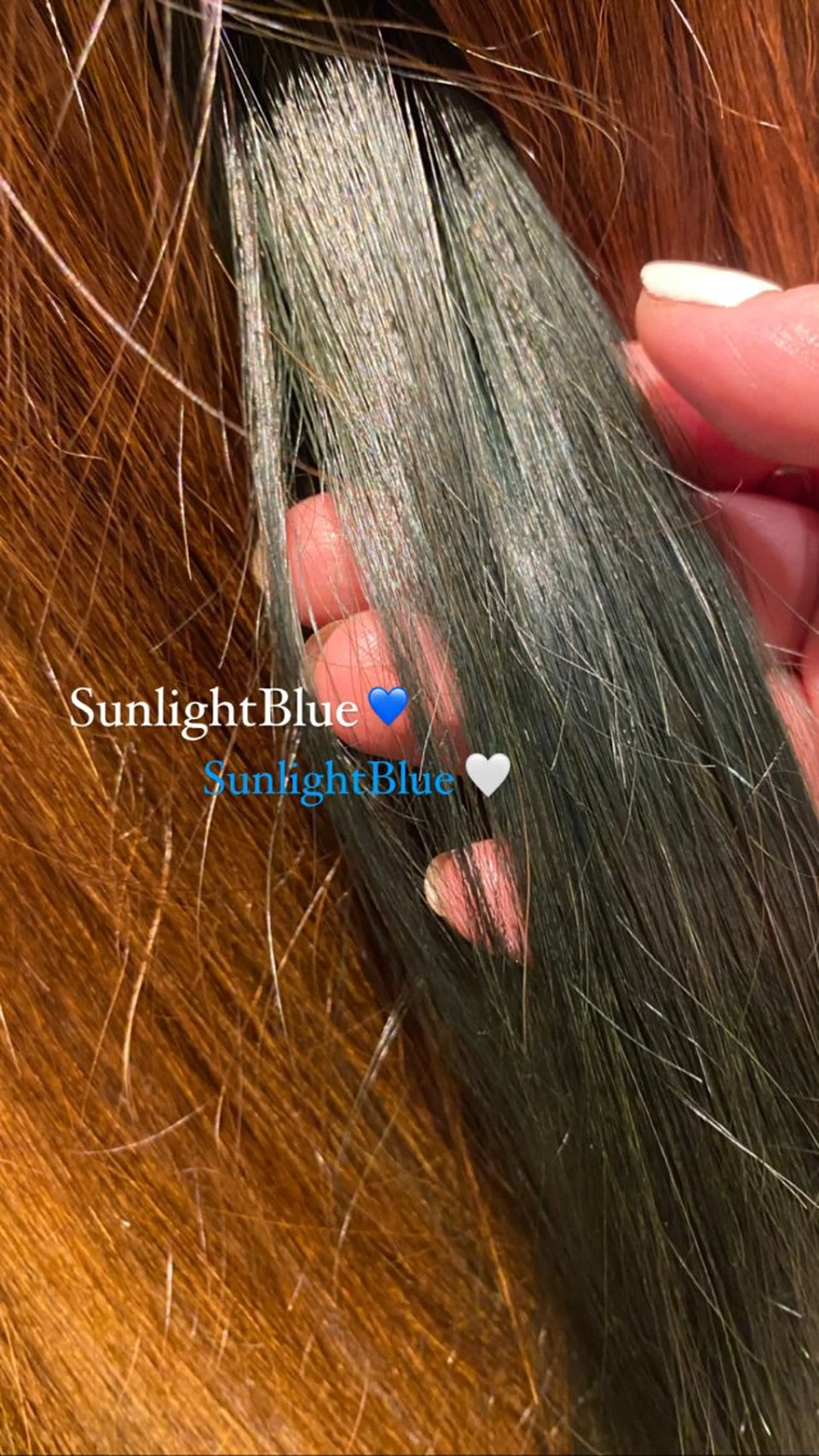 カラー 佐々木 恵のヘアスタイル