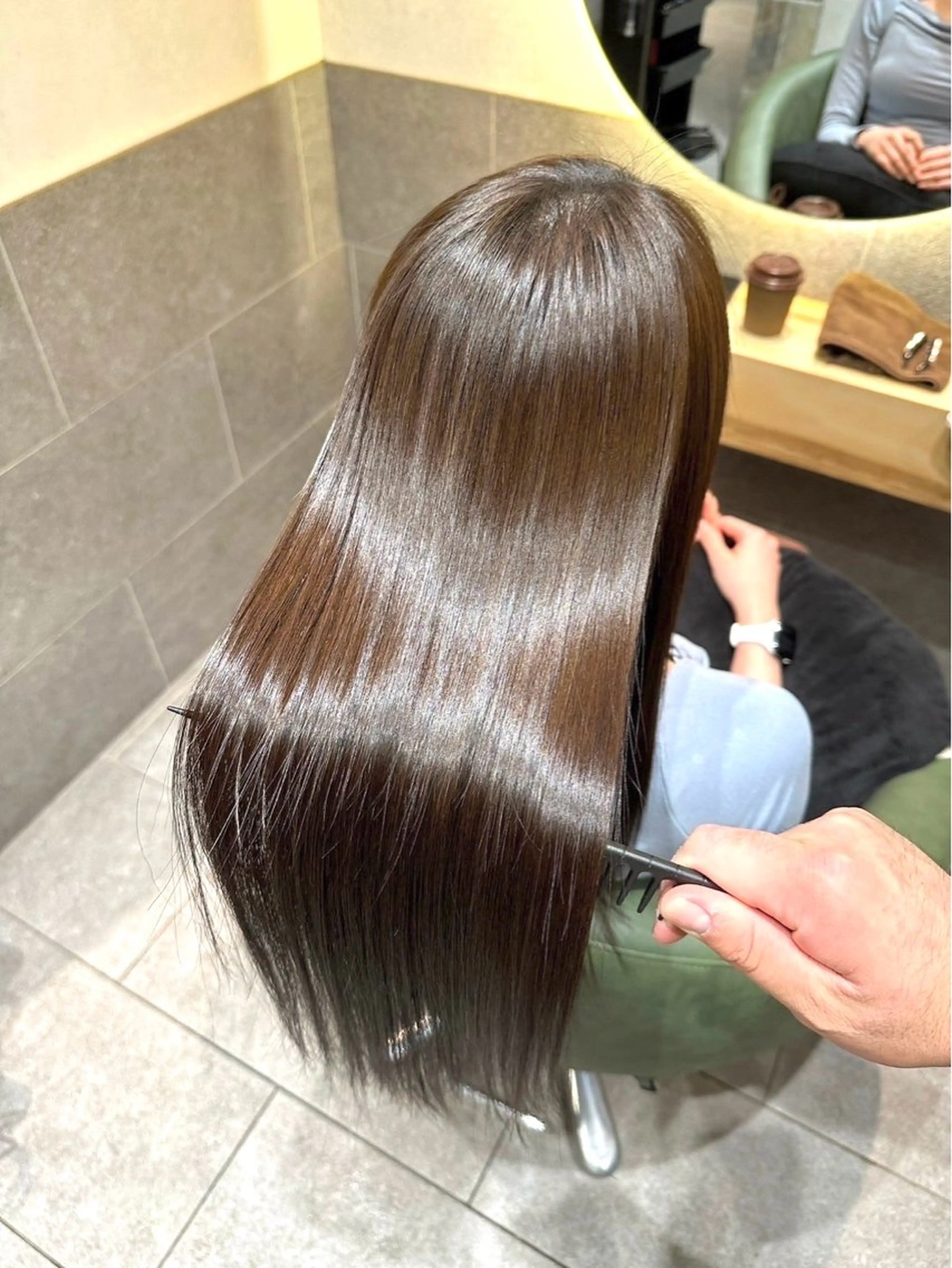 ロング カラー パーマ 【うねり/広がり/ 縮毛矯正】💟まなみのヘアスタイル